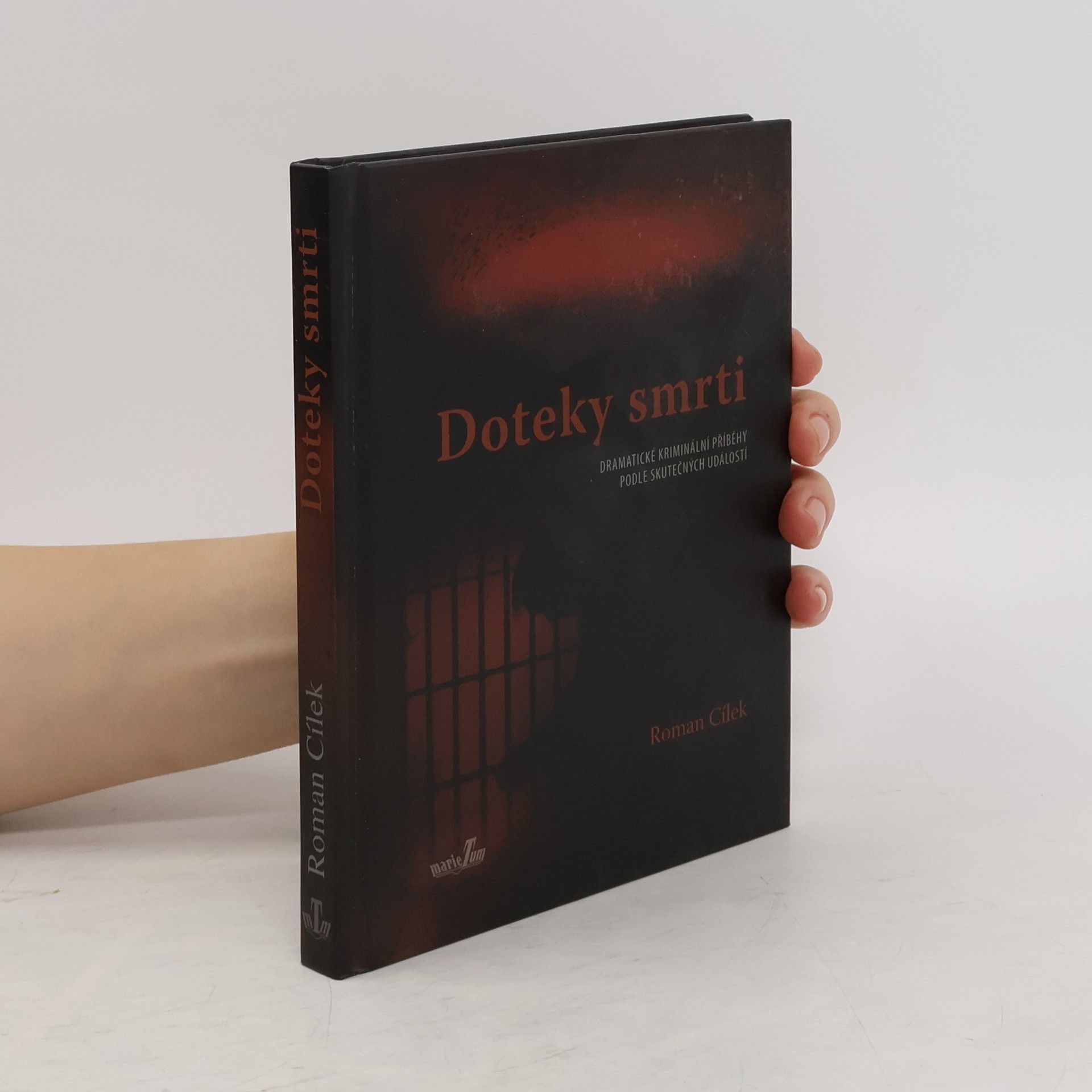 Roman Cílek Doteky smrti