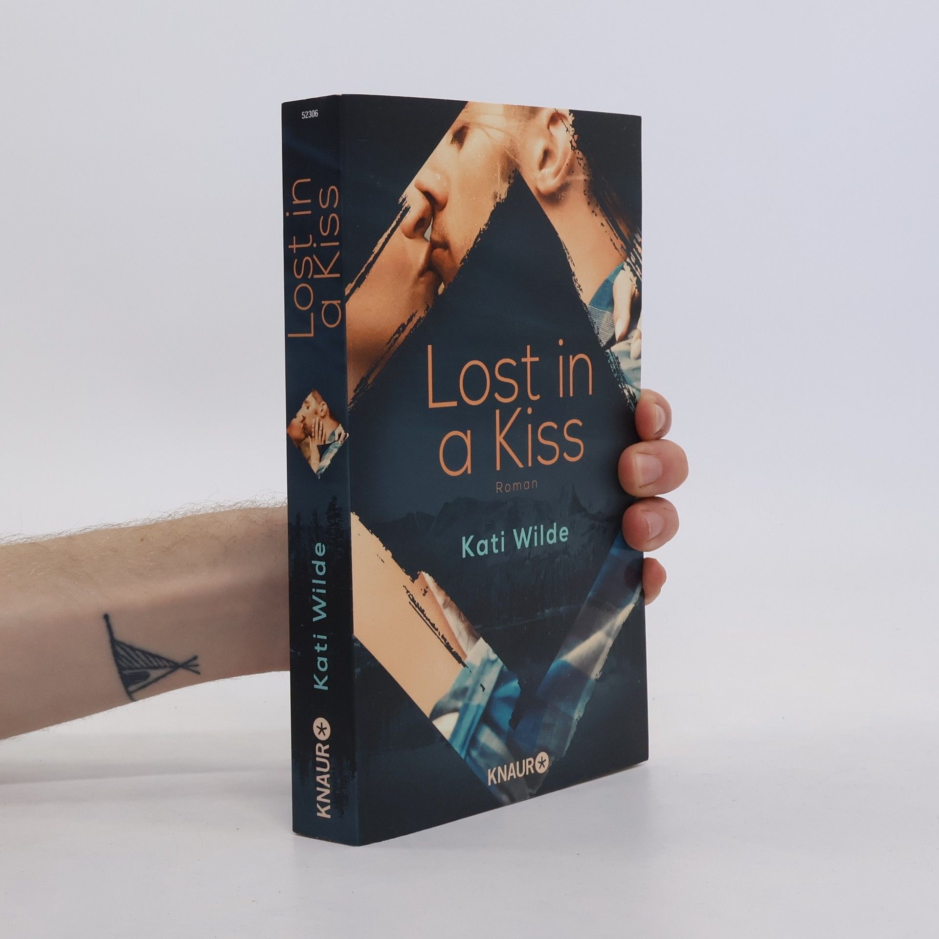 Kati Wilde Lost in a kiss