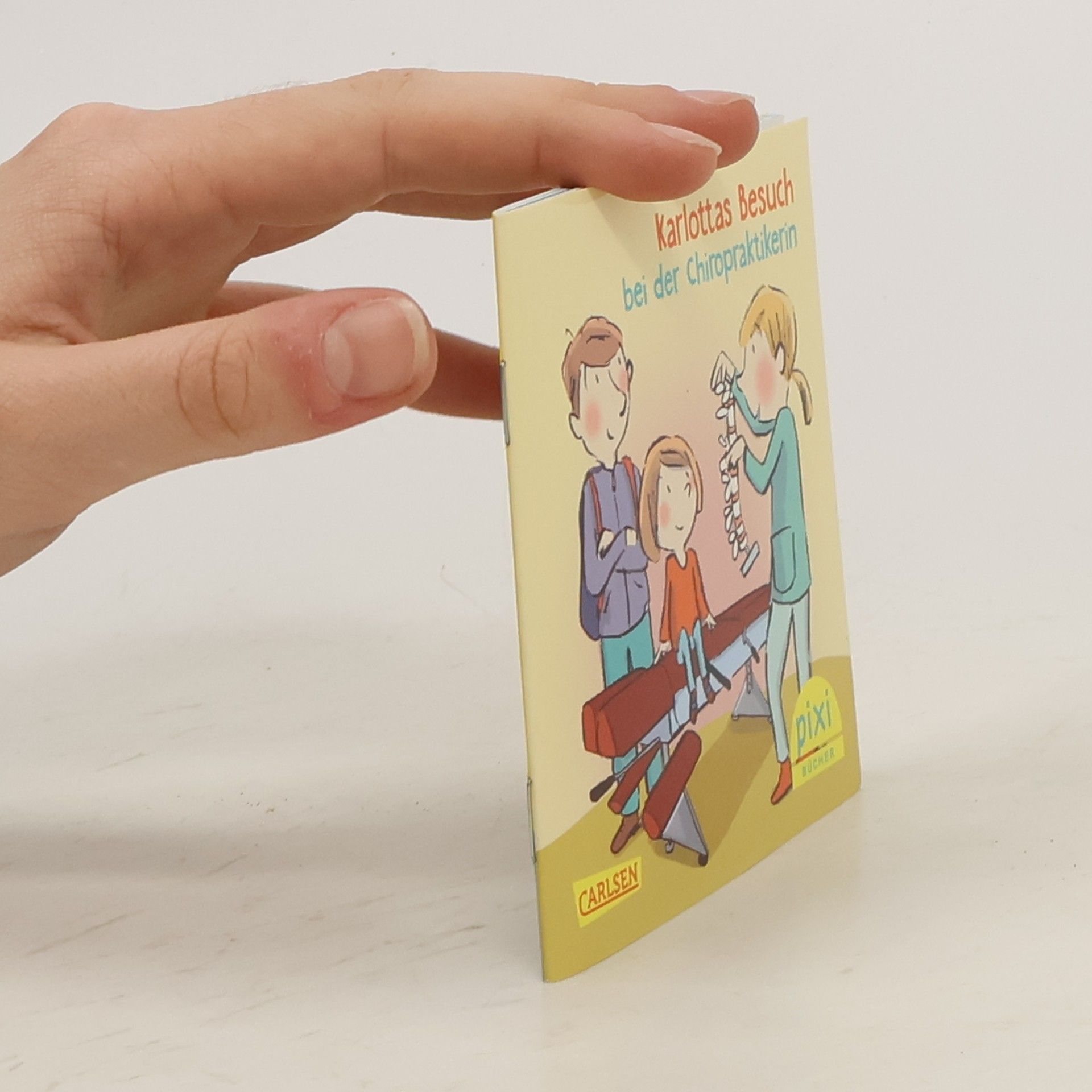 AA.VV. Karlottas Besuch bei der Chiropraktiken