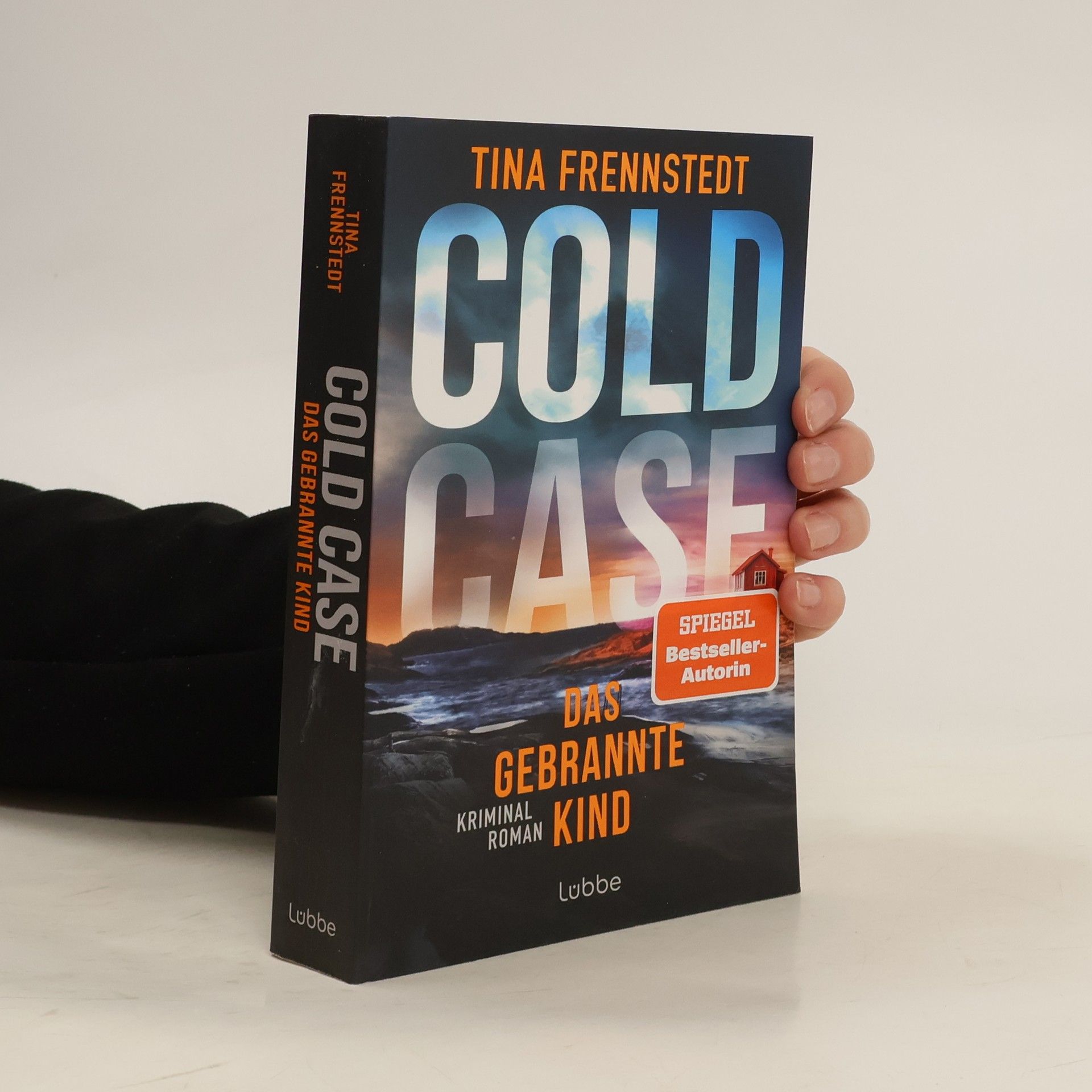Tina Frennstedt COLD CASE - Das gebrannte Kind