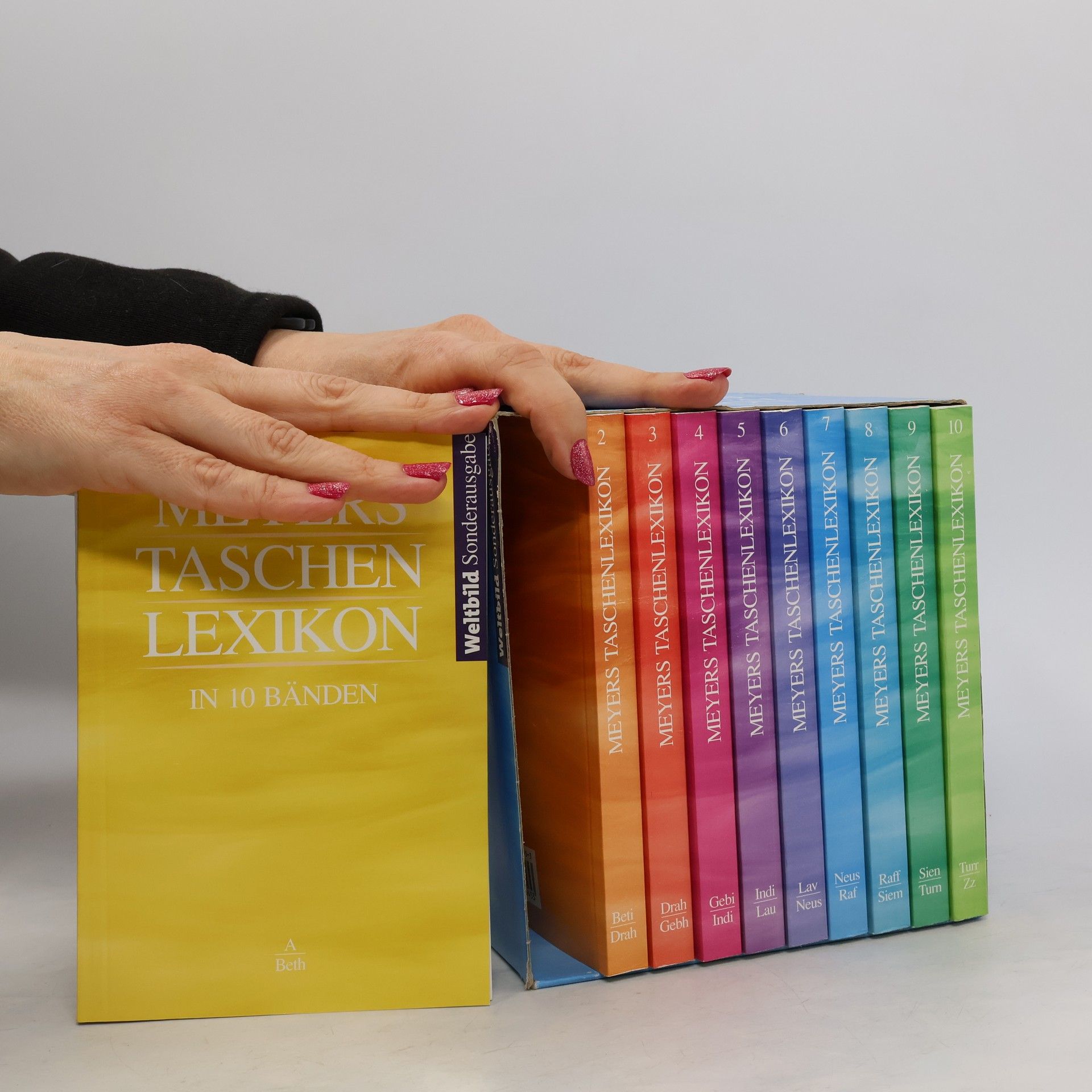 Collective Meyers Taschen-Lexikon in 10 Bänden. Box Set 1-10