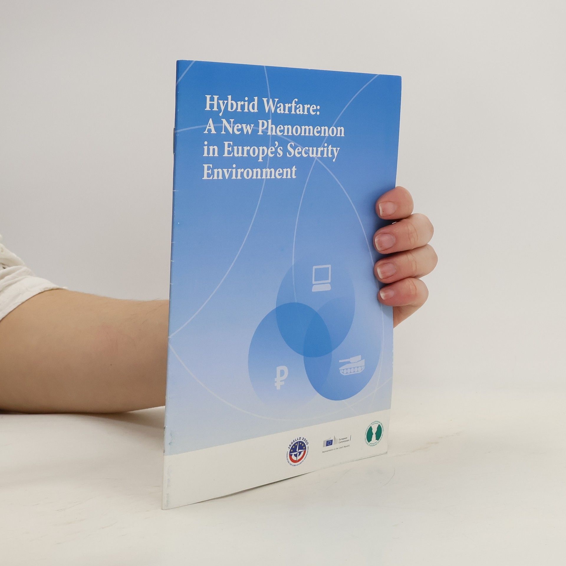 Collectif d'auteurs Hybrid Warfare