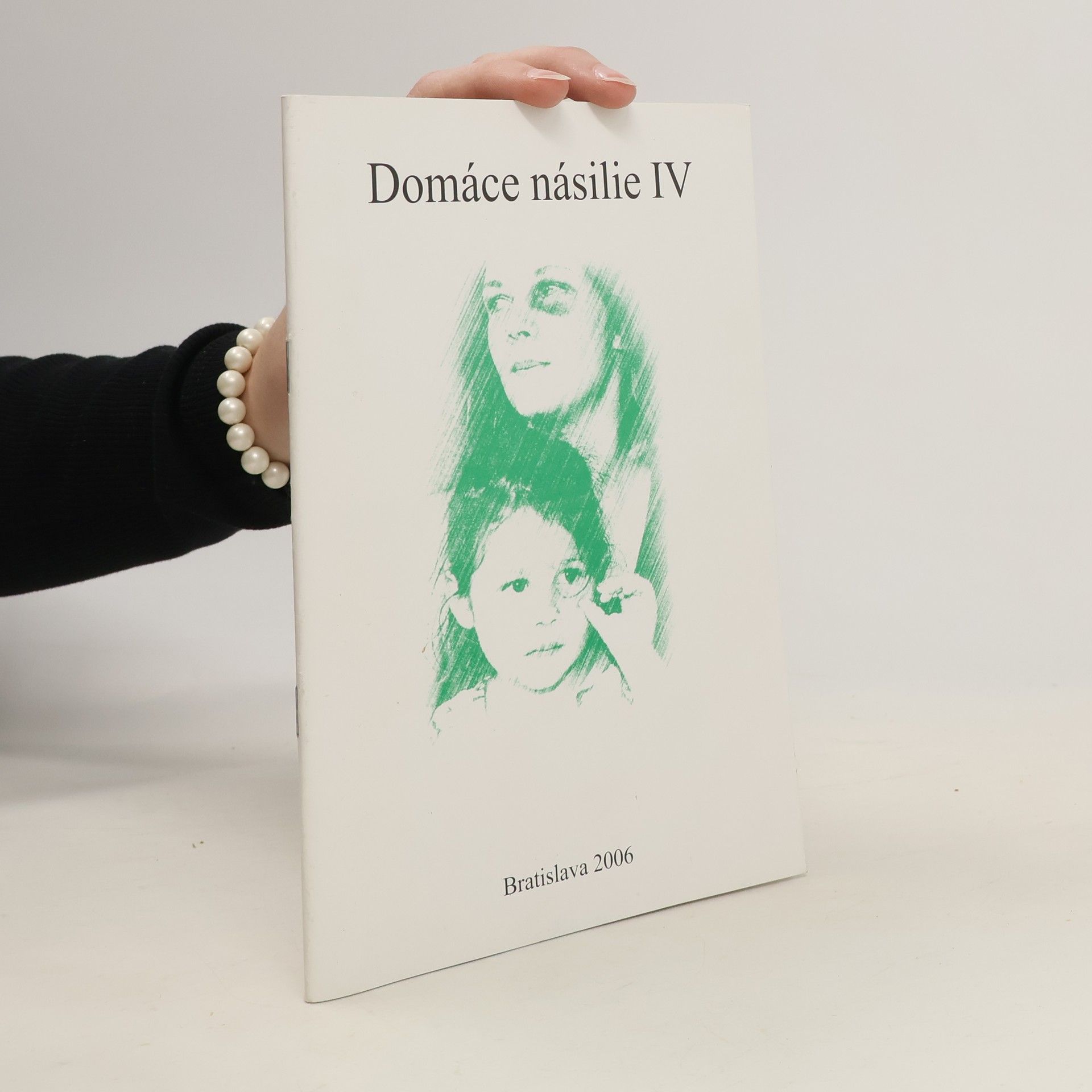 kolektiv Domáce násilie IV