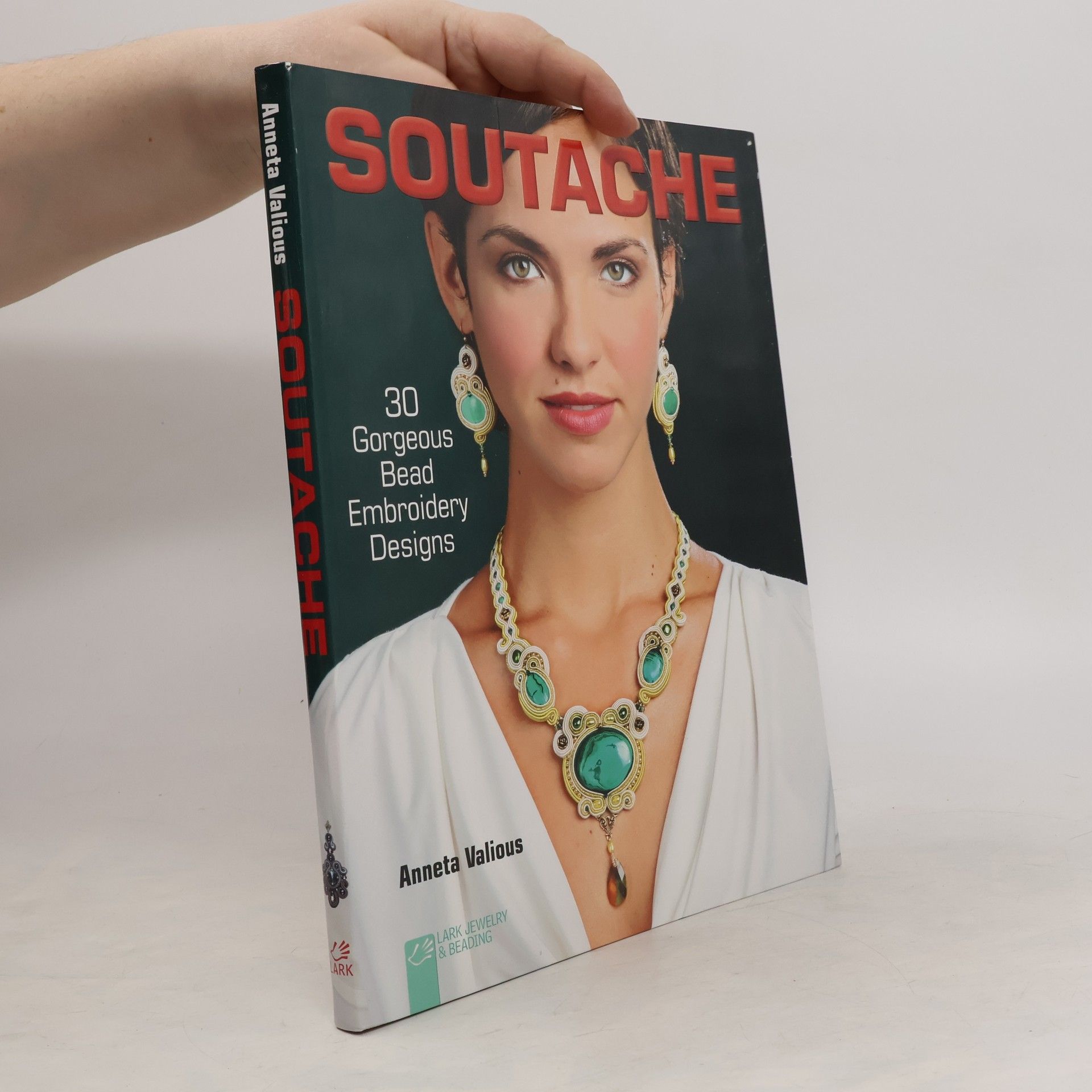 Anneta Valious Soutache