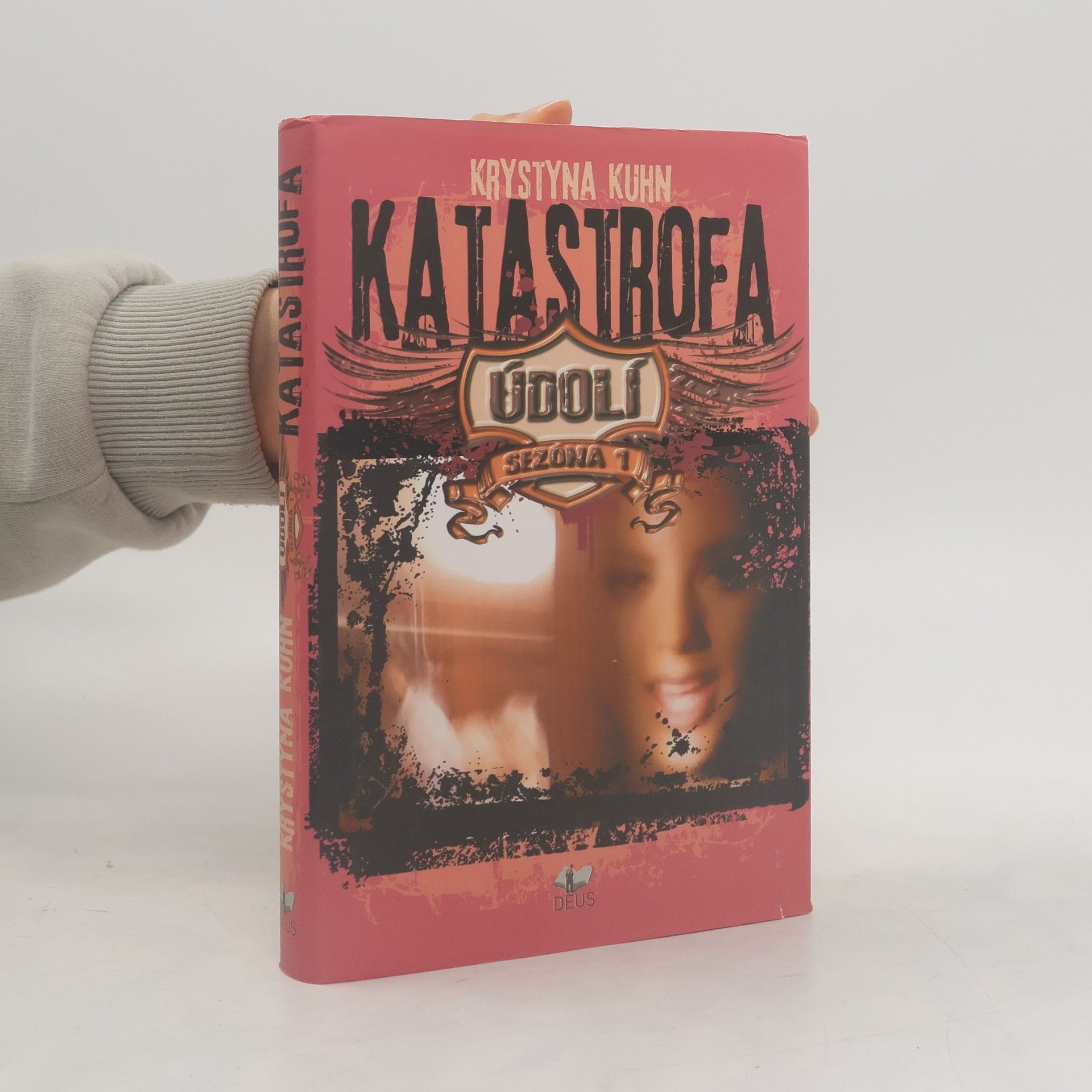 Krystyna Kuhnová Katastrofa: Údolí, Sezóna 1.