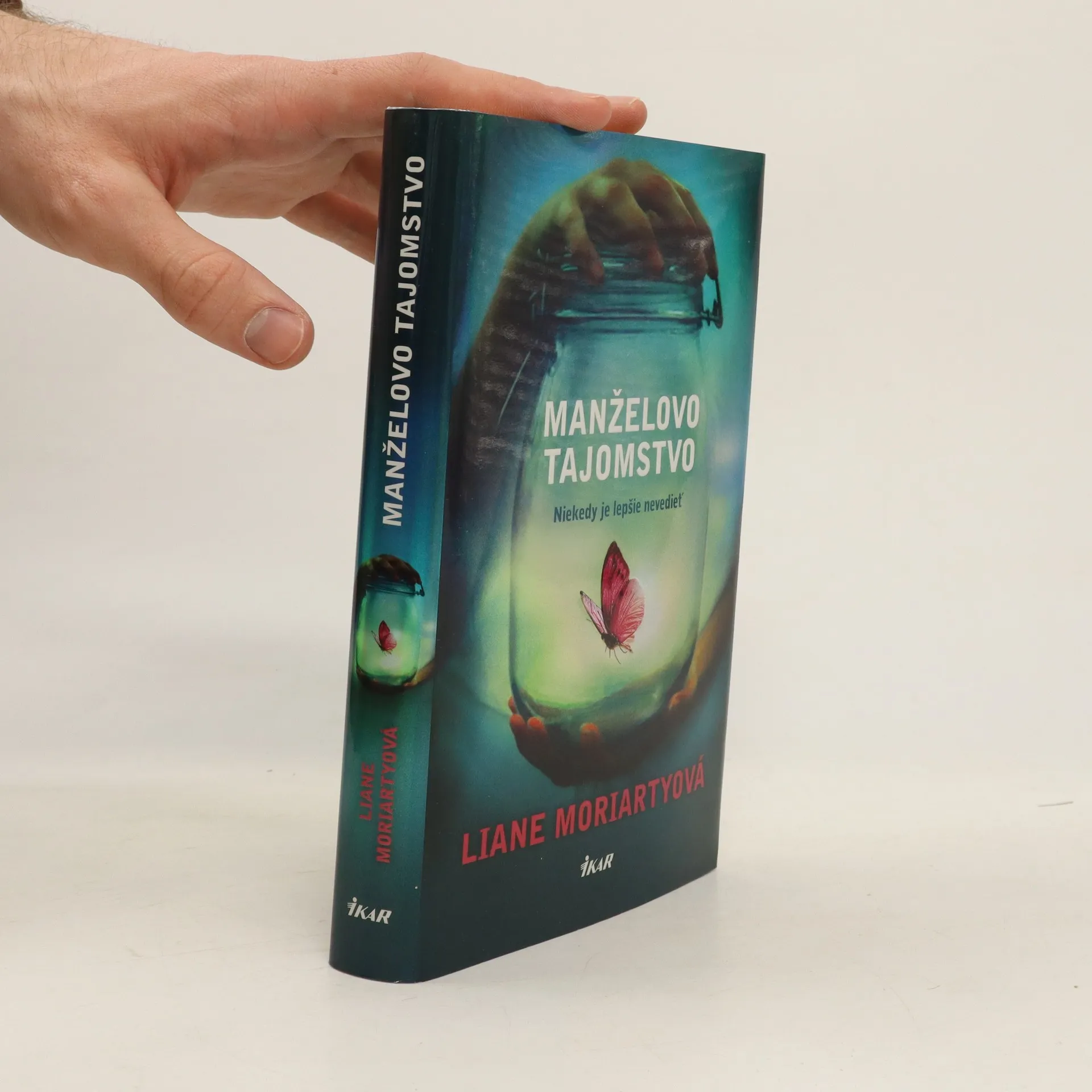 Manželovo tajomstvo | Kniha | pevná | Liane Moriarty