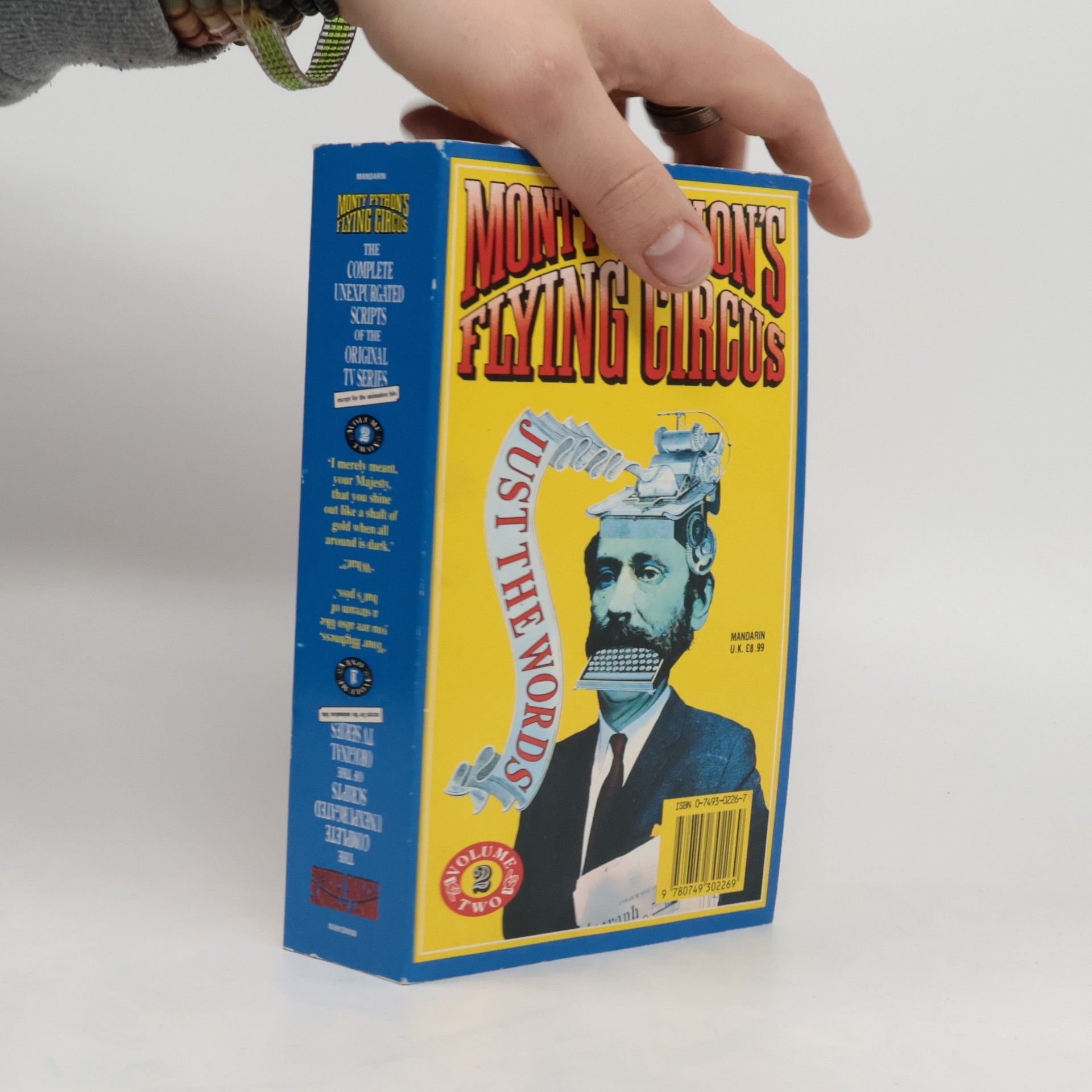 Various authors Monty Python's Flying Circus 1-2
