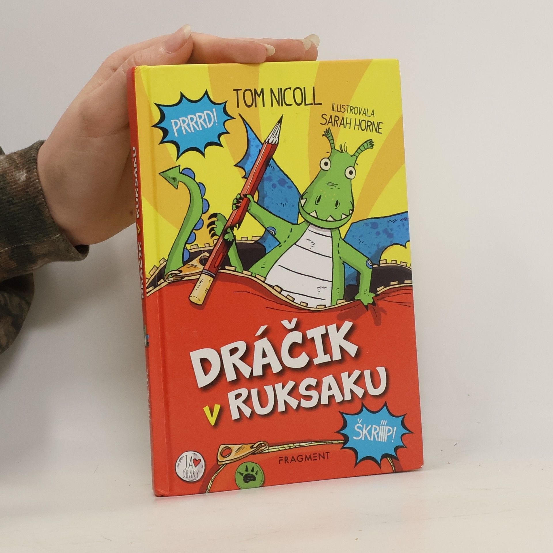 Tom Nicoll Dráčik v ruksaku