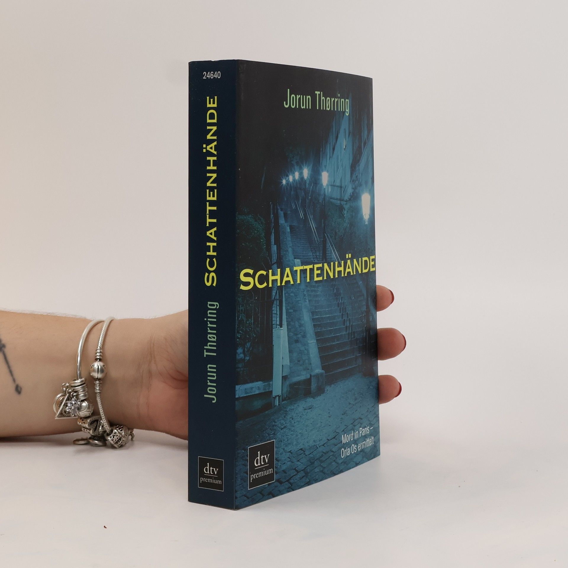 Jorun Thørring Schattenhände