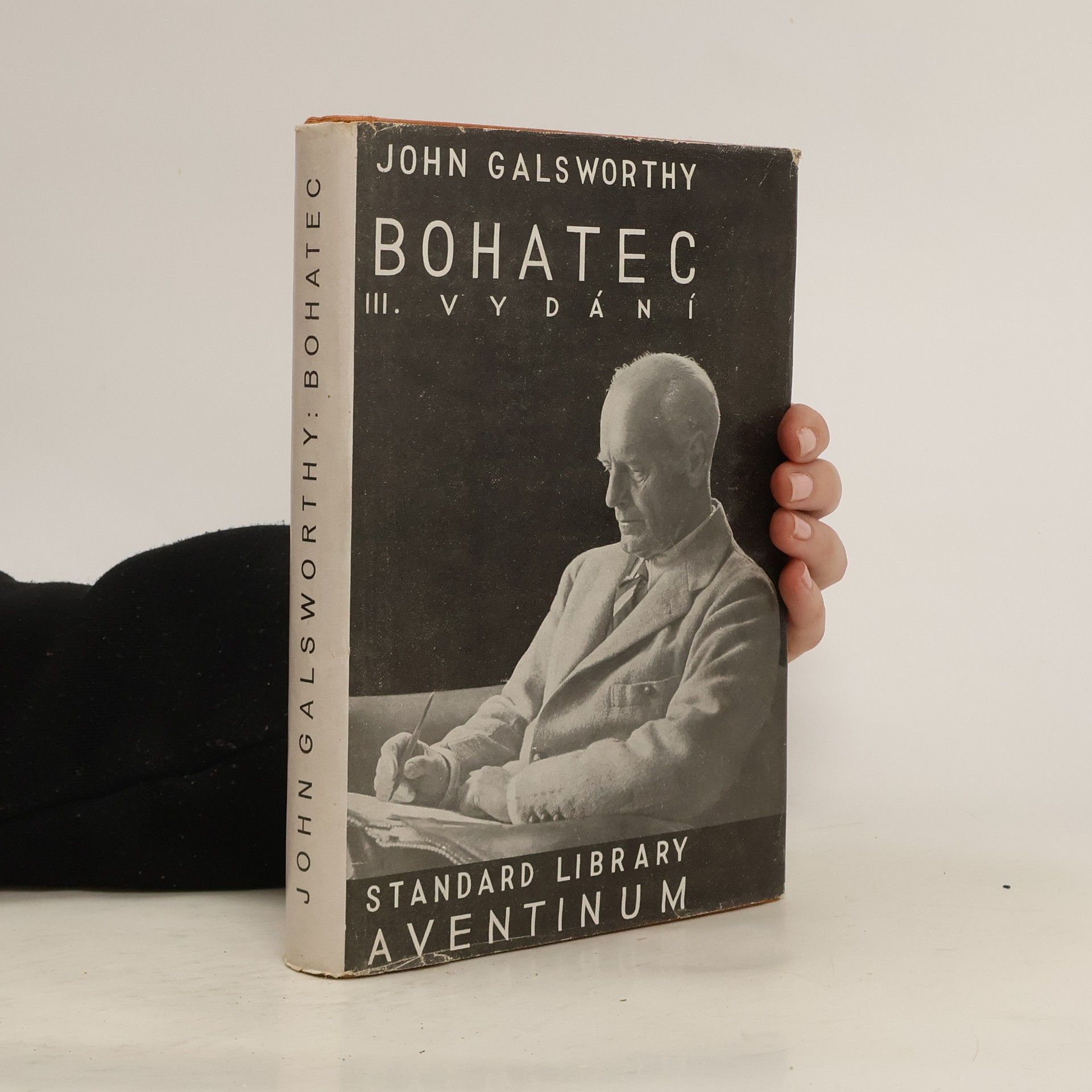 John Galsworthy Bohatec. V osidlech. K pronajmutí (Sága rodu Forsytů I.)