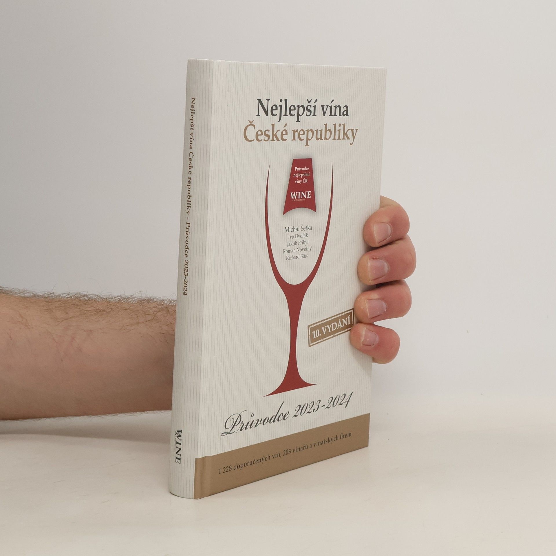 Kolektiv autorů Nejlepší vína České republiky : průvodce 2023-2024