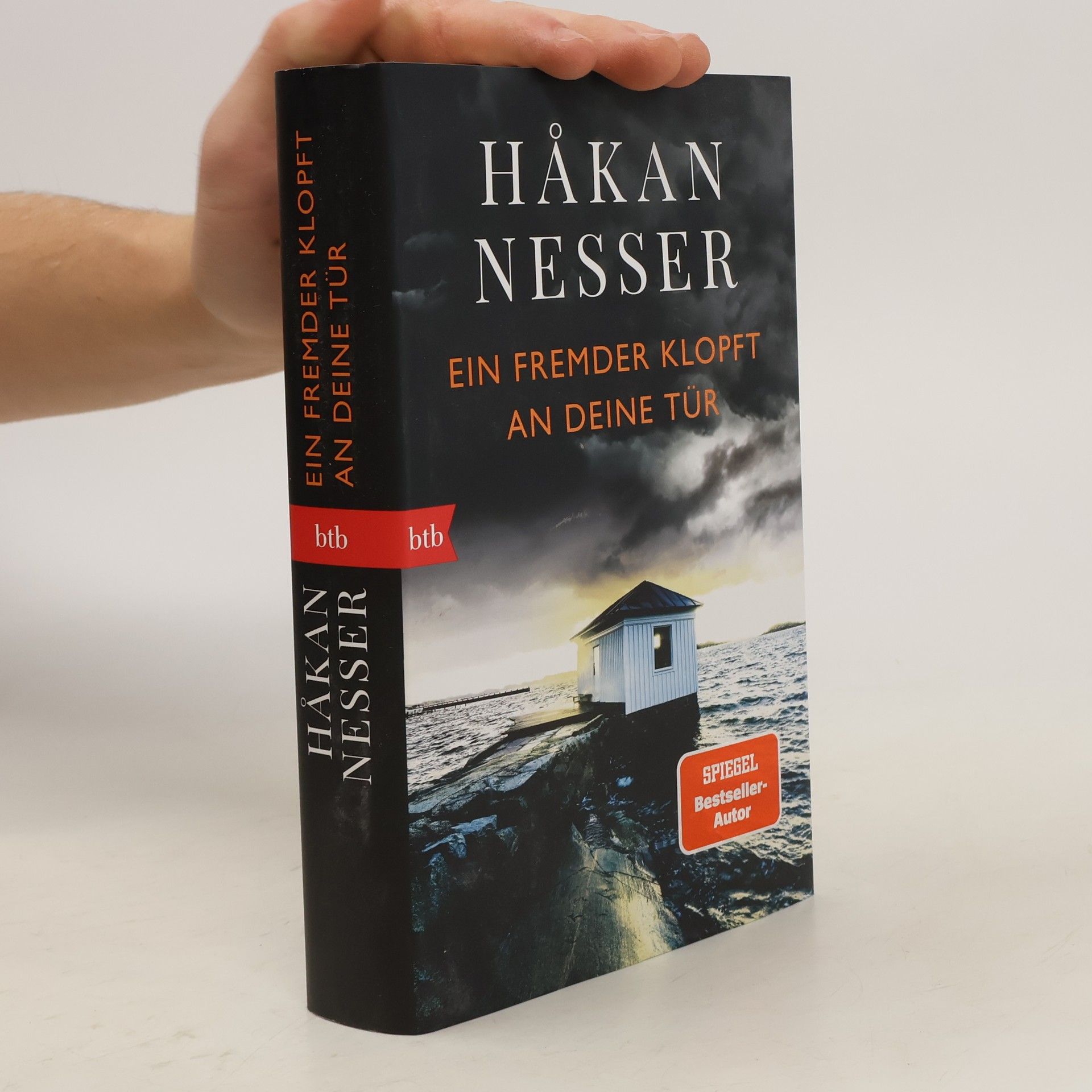 Hakan Nesser Ein Fremder klopft an deine Tür