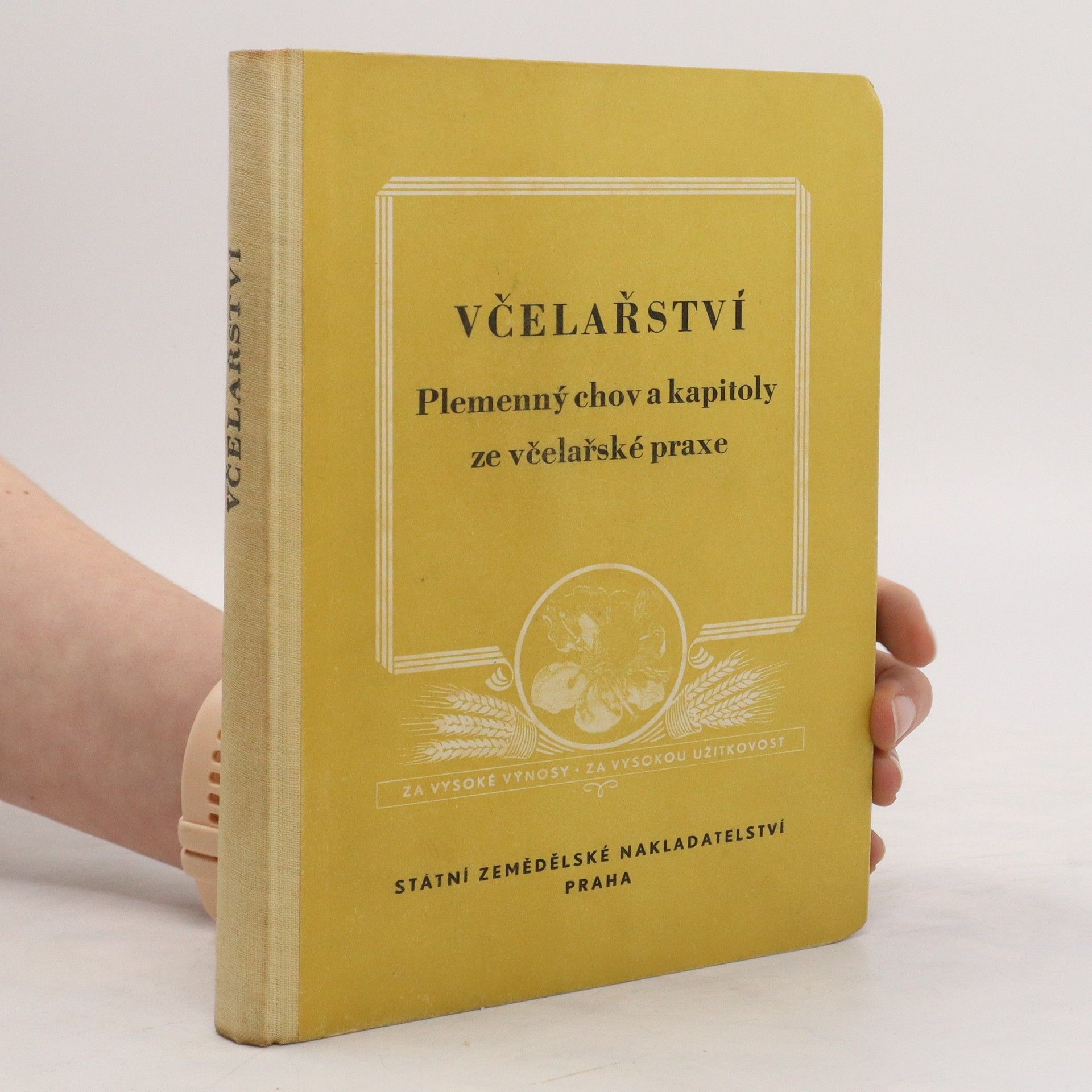 Autorenkollektiv Včelařství
