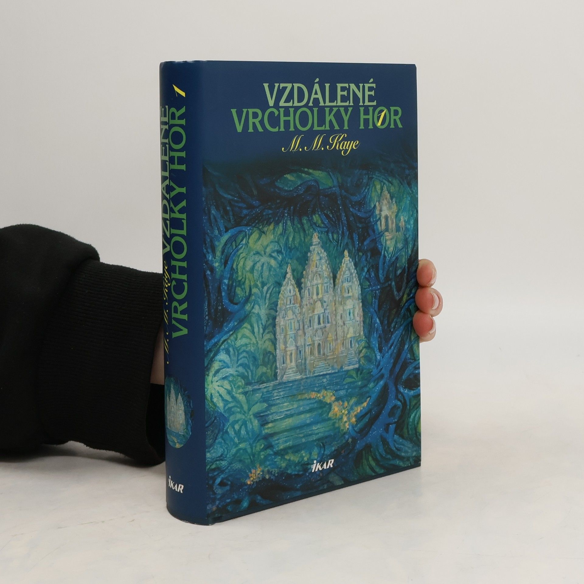 M. M. Mary Margaret Kaye Vzdálené vrcholky hor