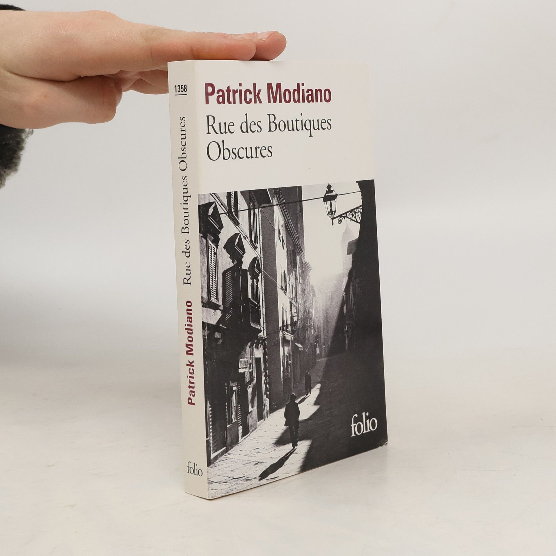 Patrick Modiano Rue des Boutiques Obscures
