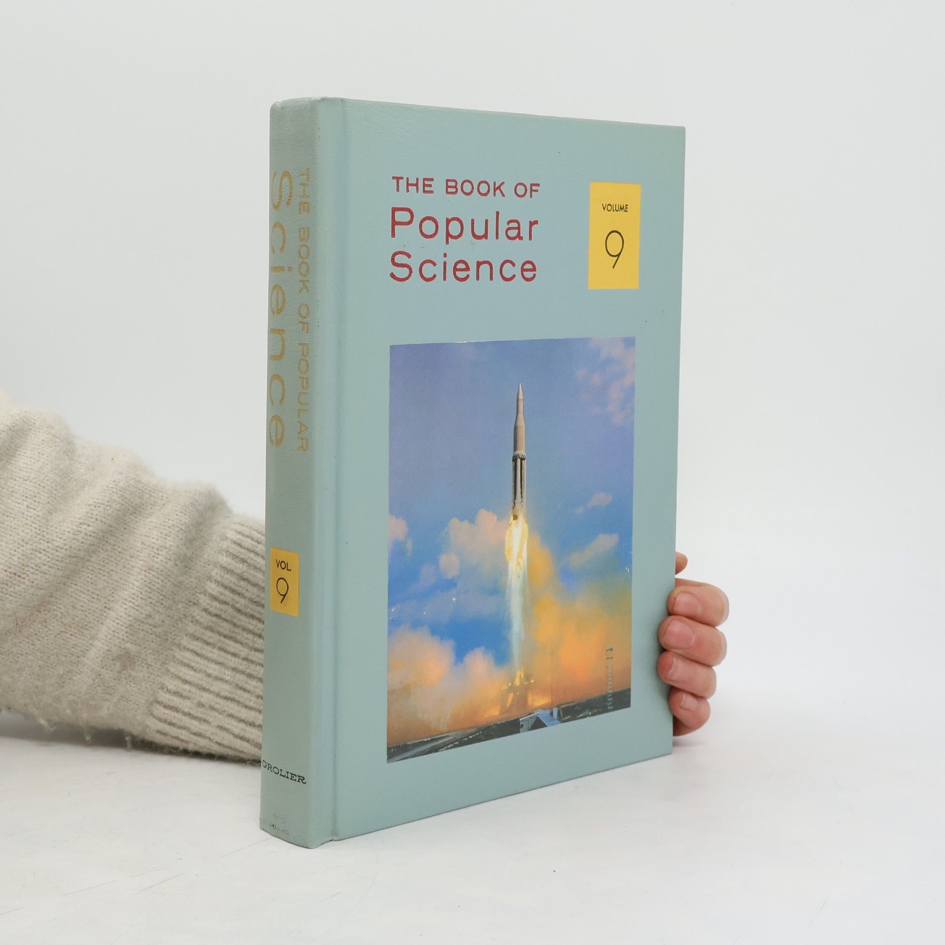 kolektiv The Book of Popular Science 9