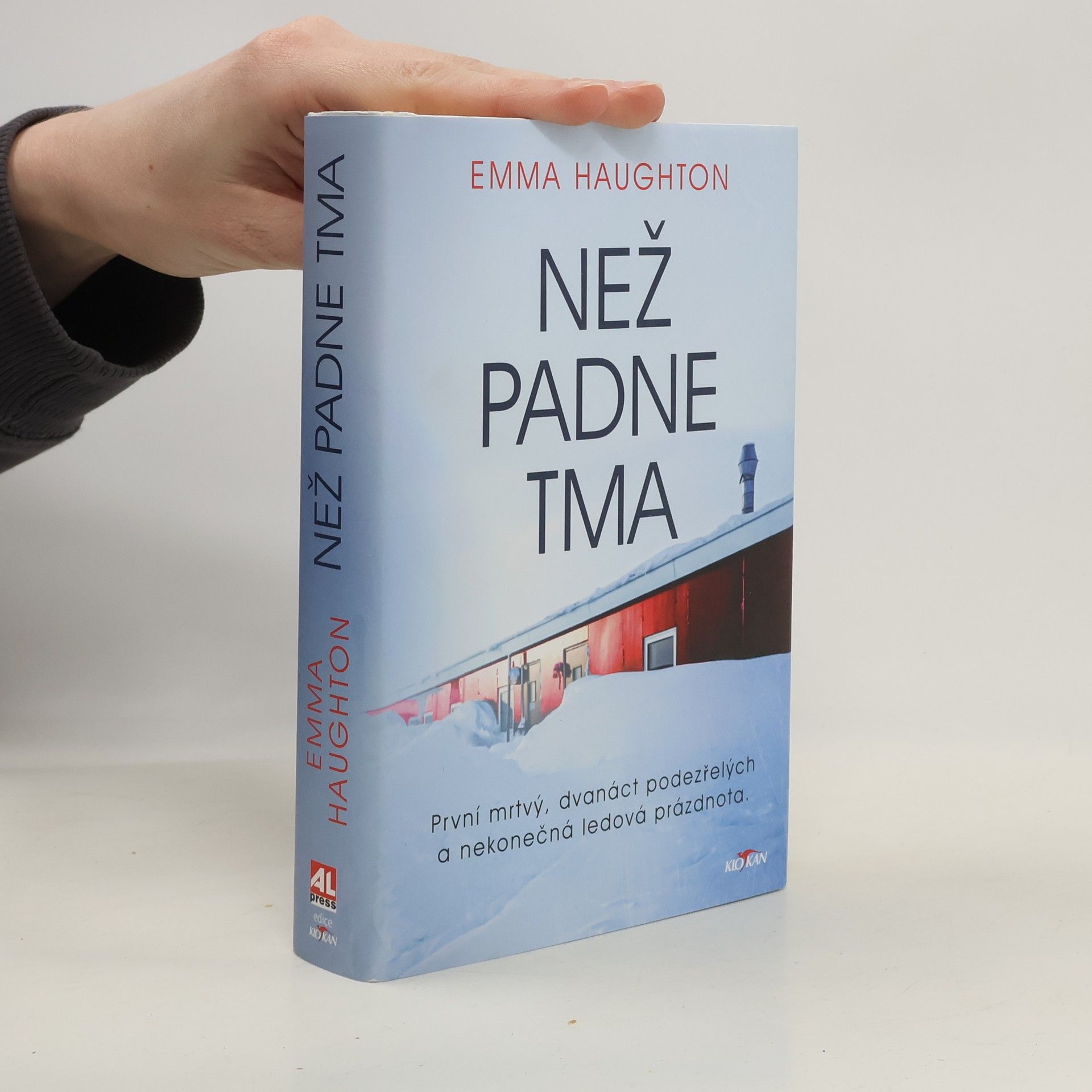 Emma Haughton Než padne tma