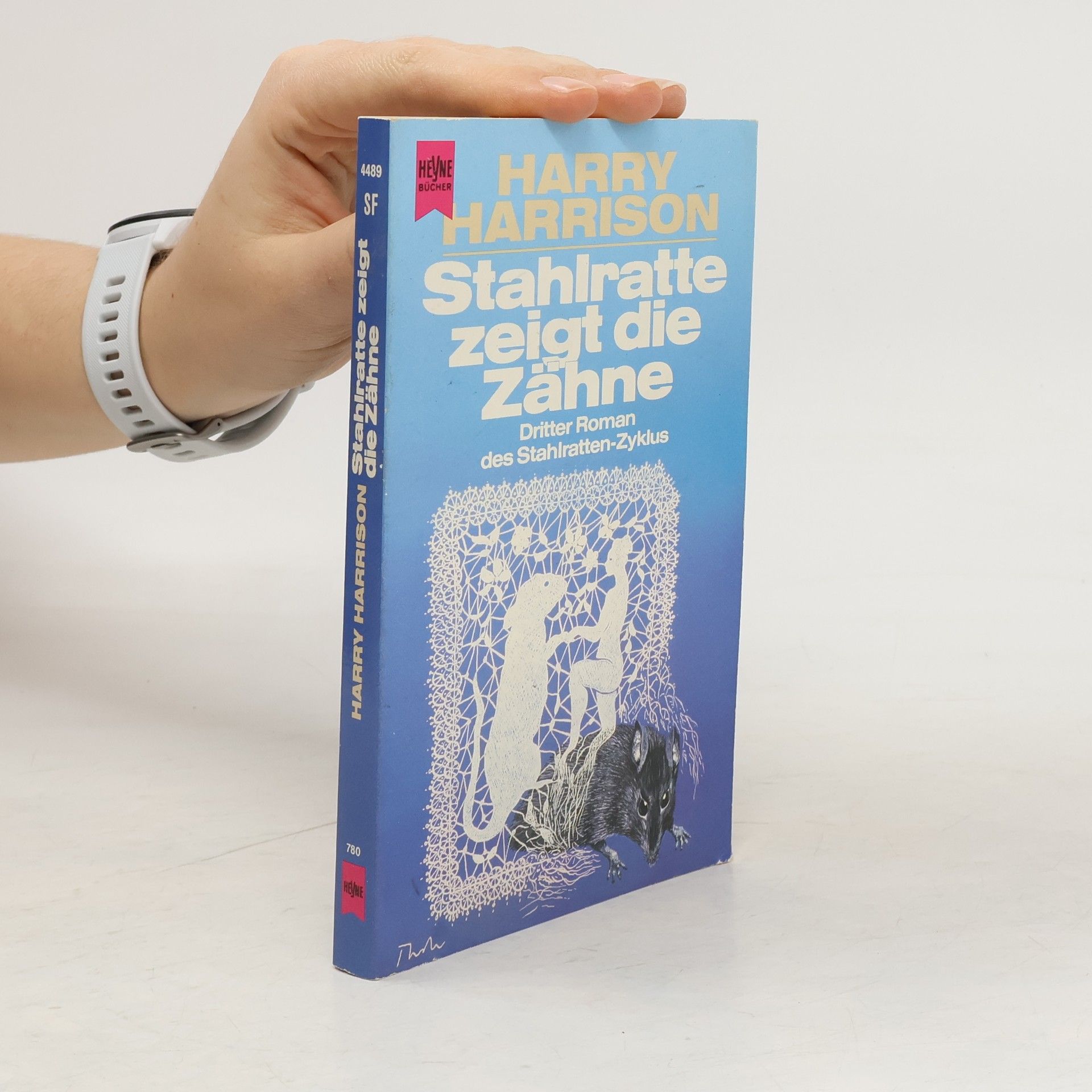 Harry Harrison Stahlratte zeigt die Zähne