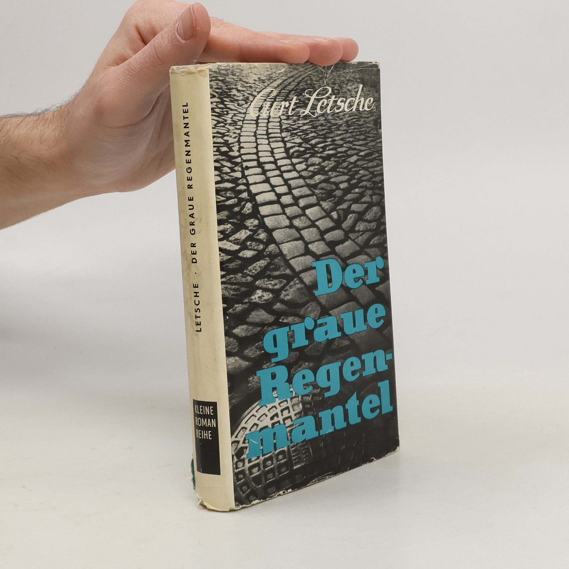 Kurt Letsche Der graue Regenmantel
