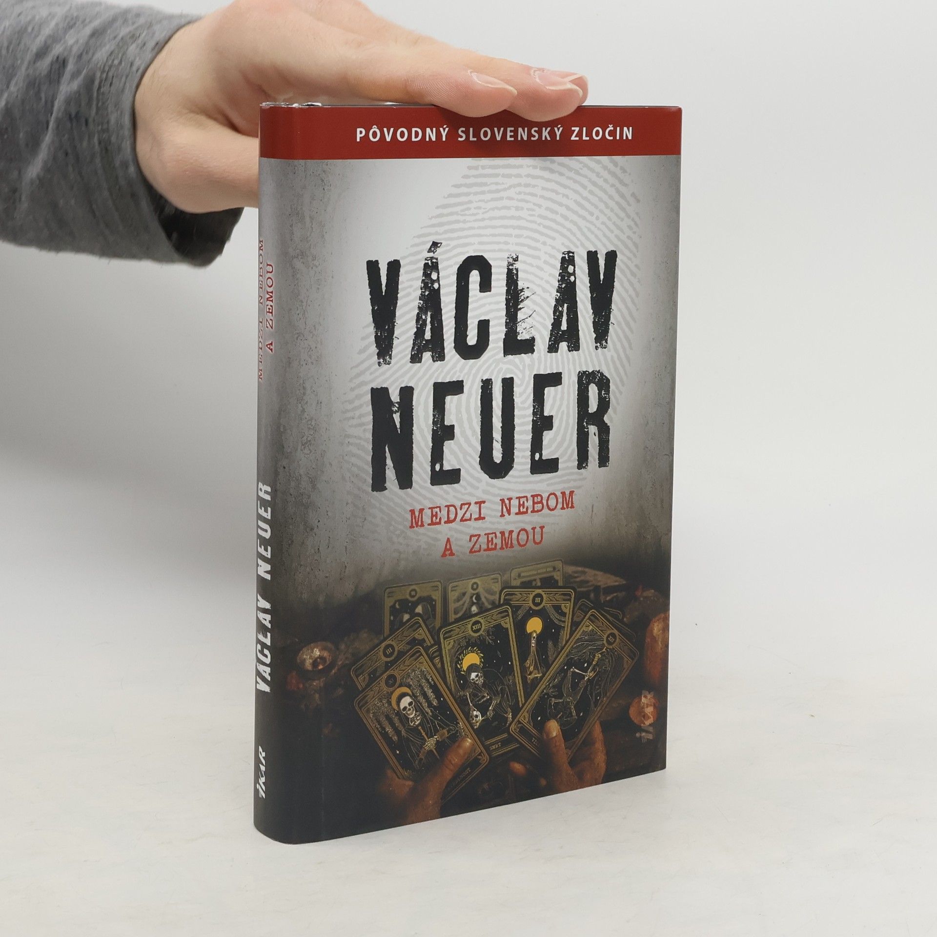 Václav Neuer Medzi nebom a zemou