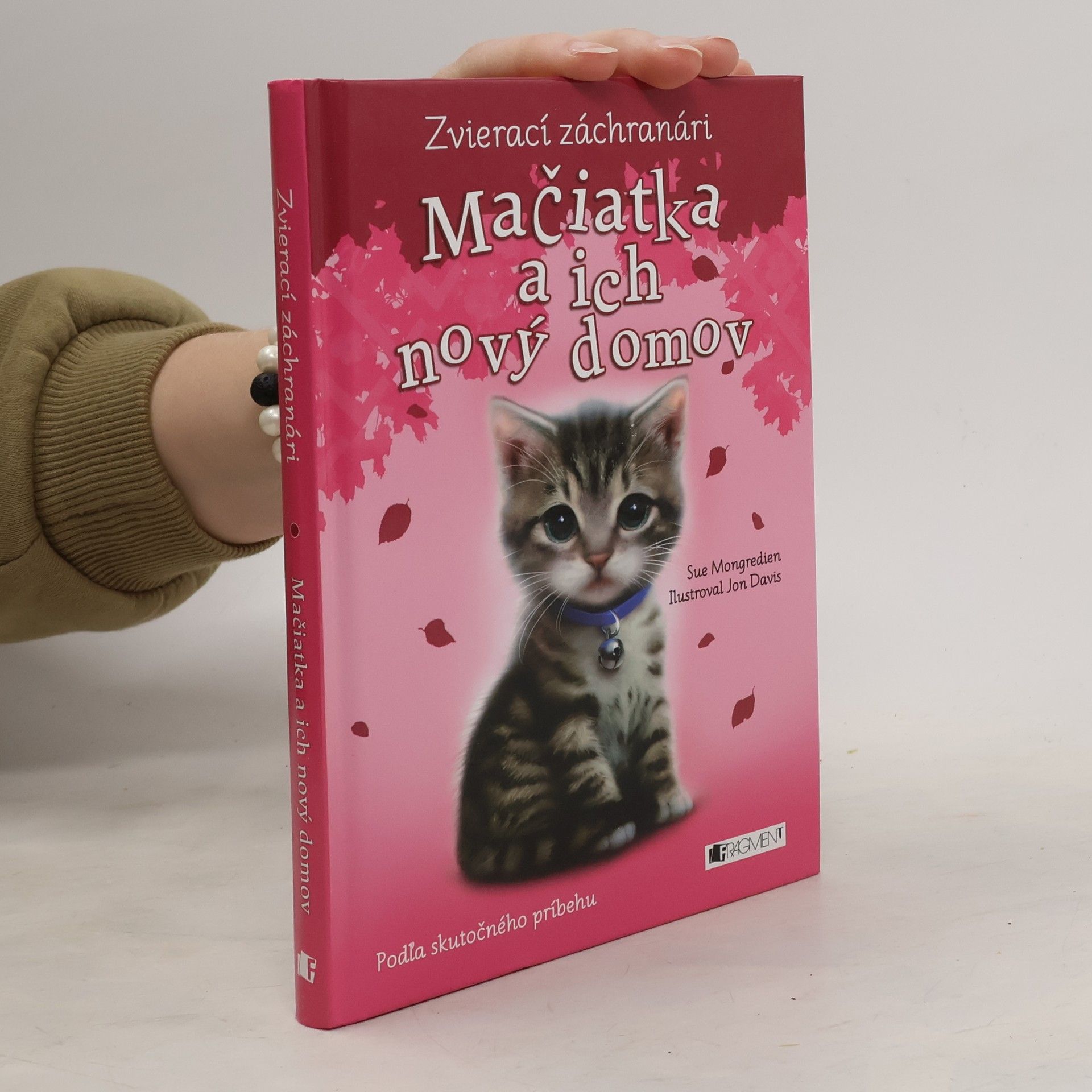 Lucy Diamond Mačiatka a ich nový domov