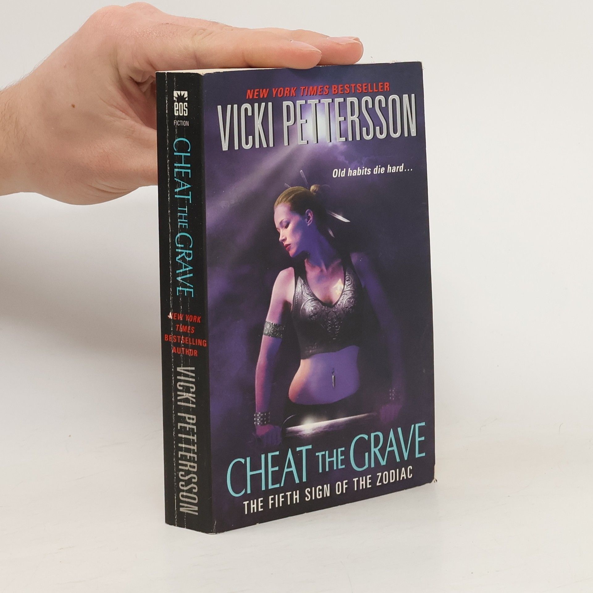 Vicki Pettersson Cheat the Grave
