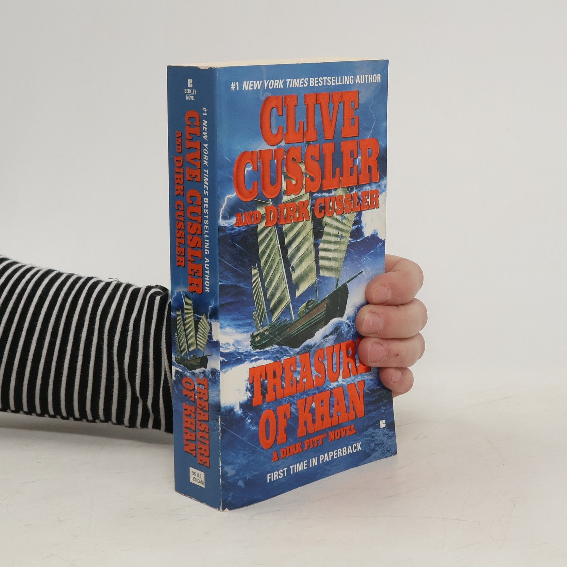 Clive Cussler Treasure of Khan