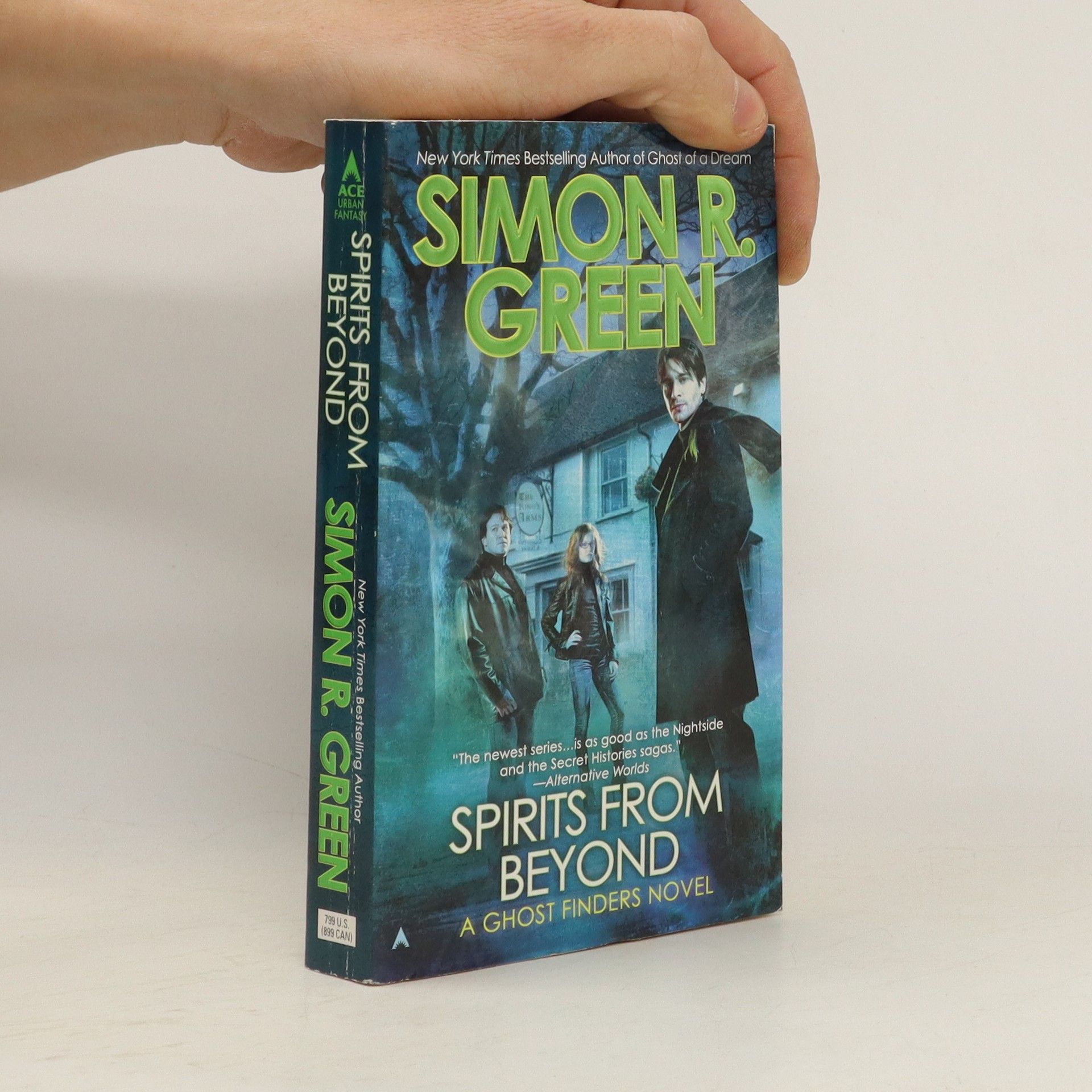 Simon R. Green Spirits from Beyond