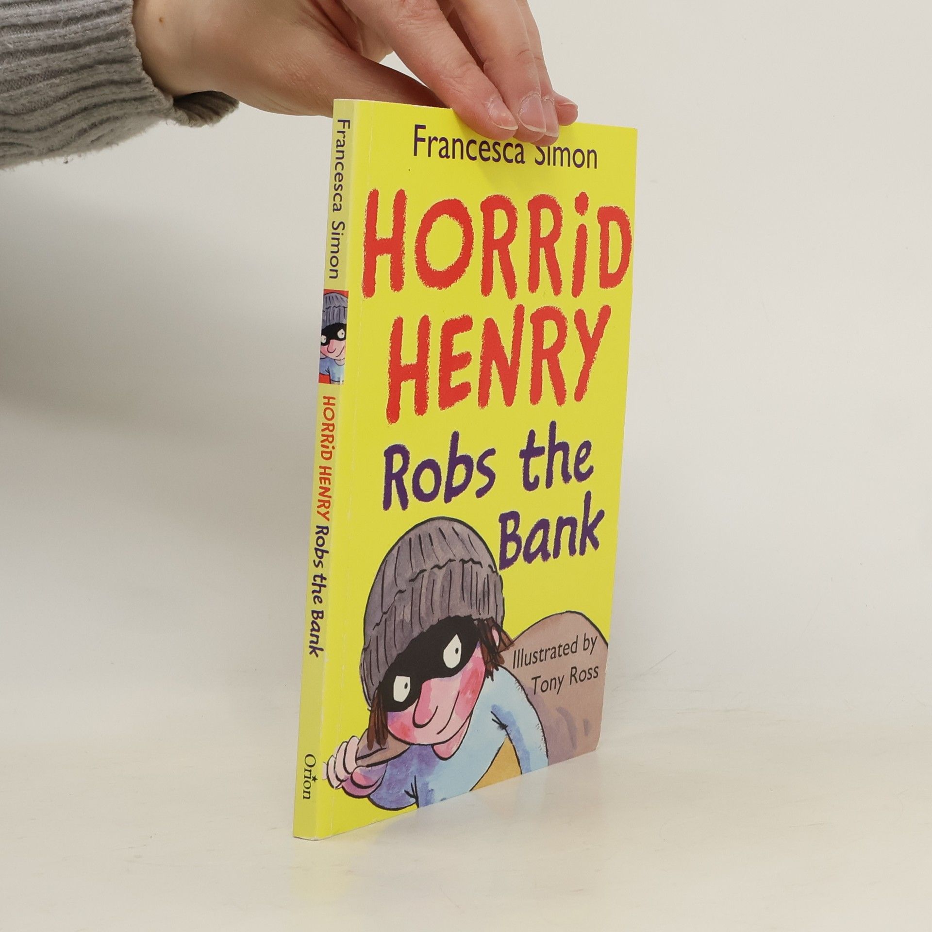 Hachette Children's Books Dummy Horrid Henry Robs Bank
