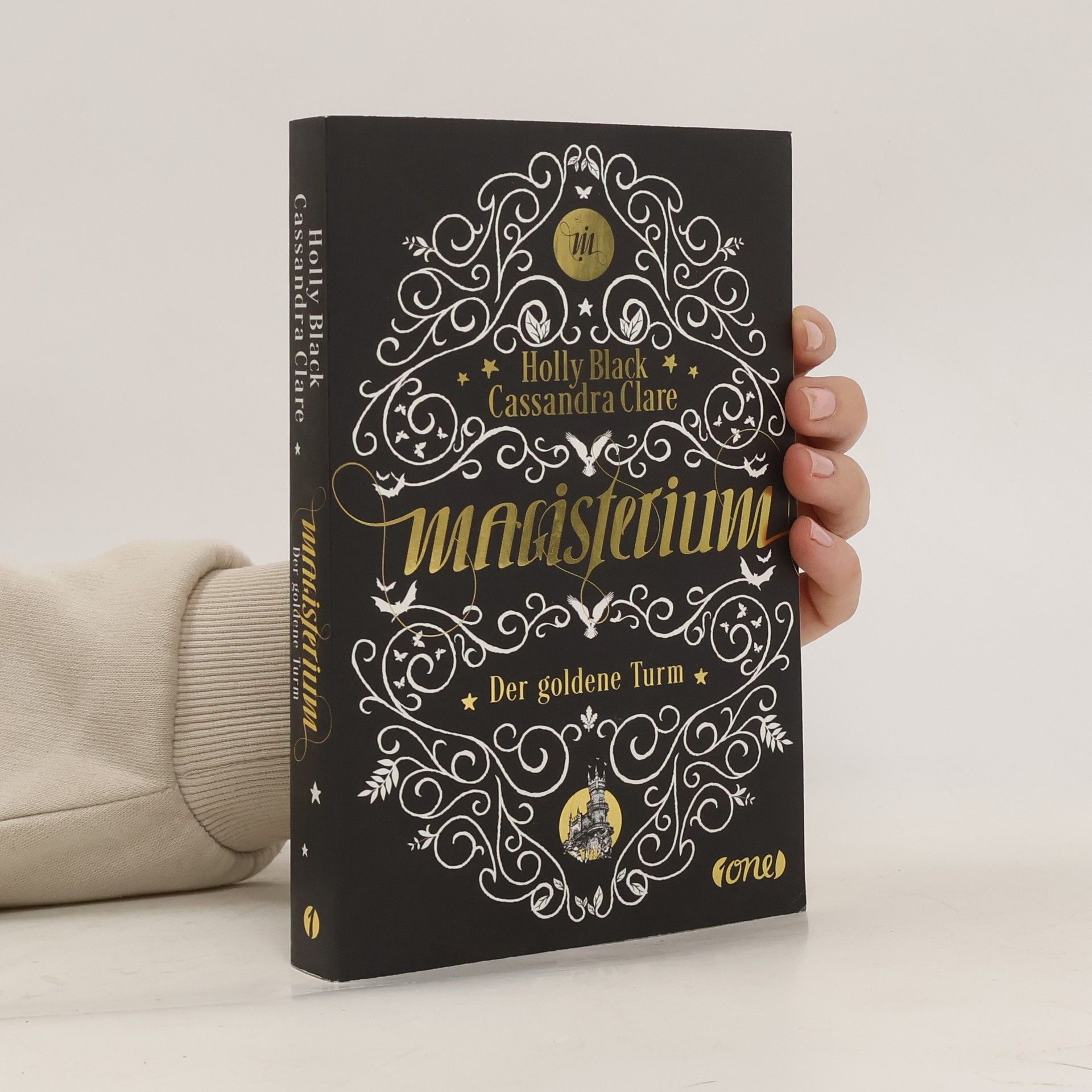Cassandra Clare Magisterium