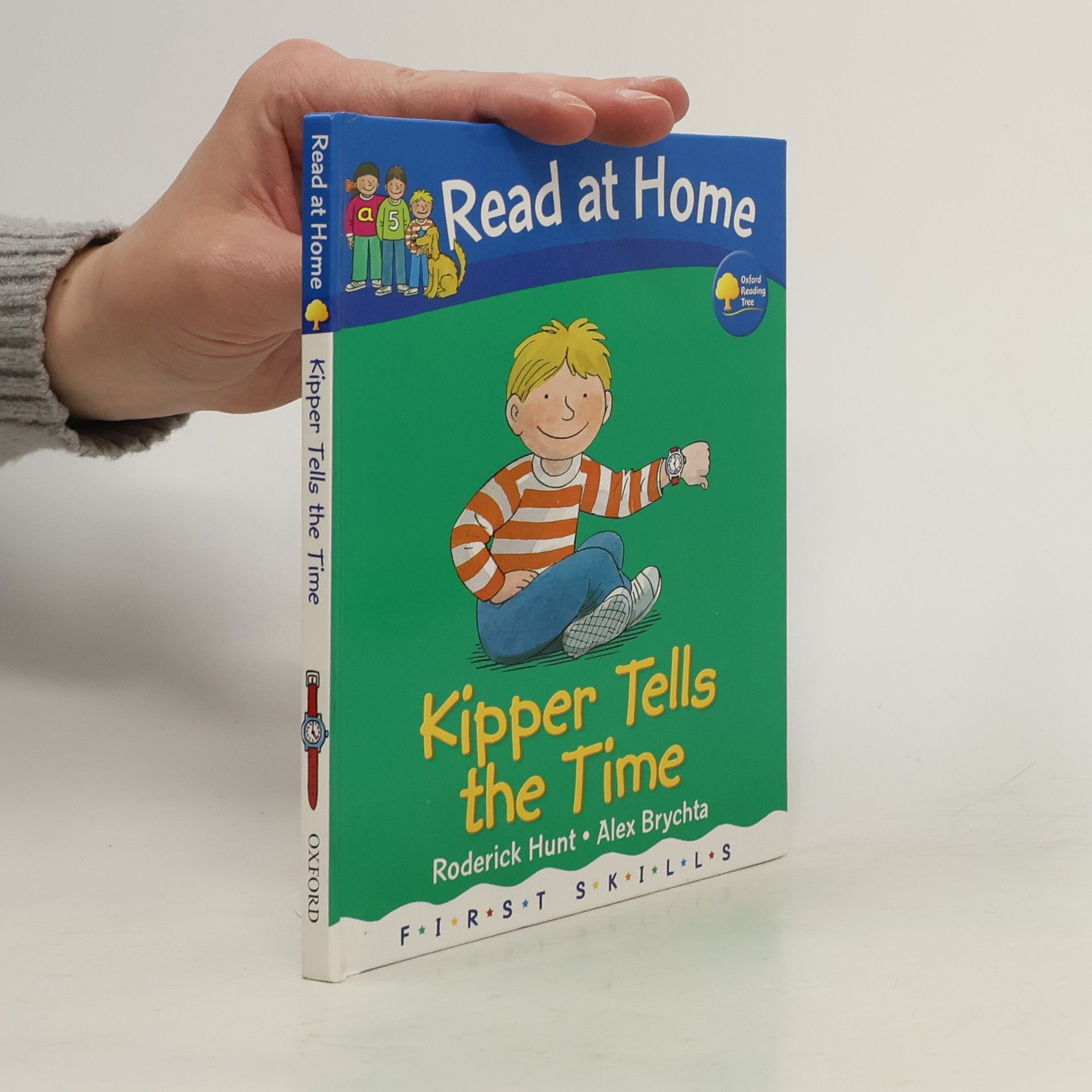 Roderick Hunt Kipper tells the time
