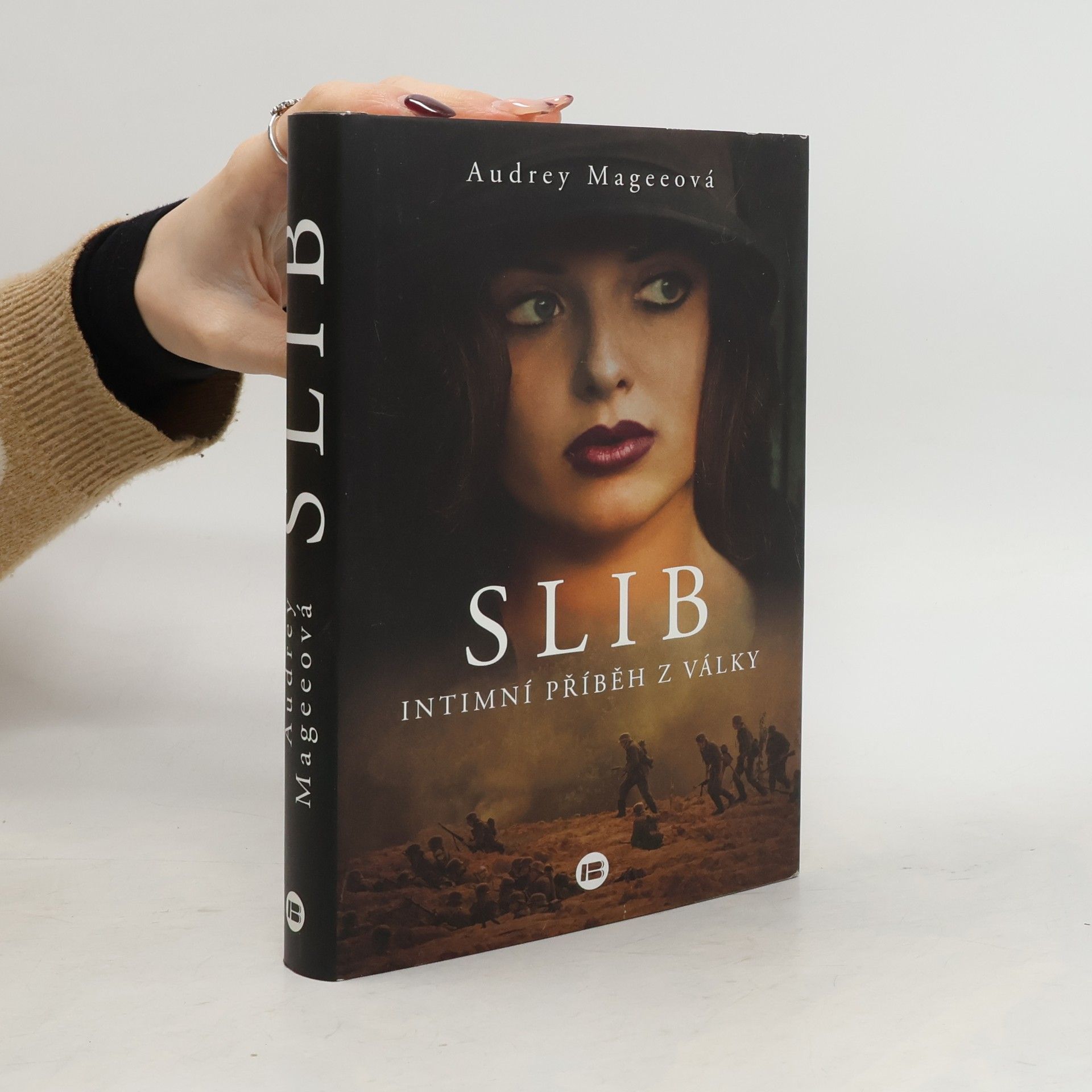 Audrey Magee Slib. Intimní příběh z války