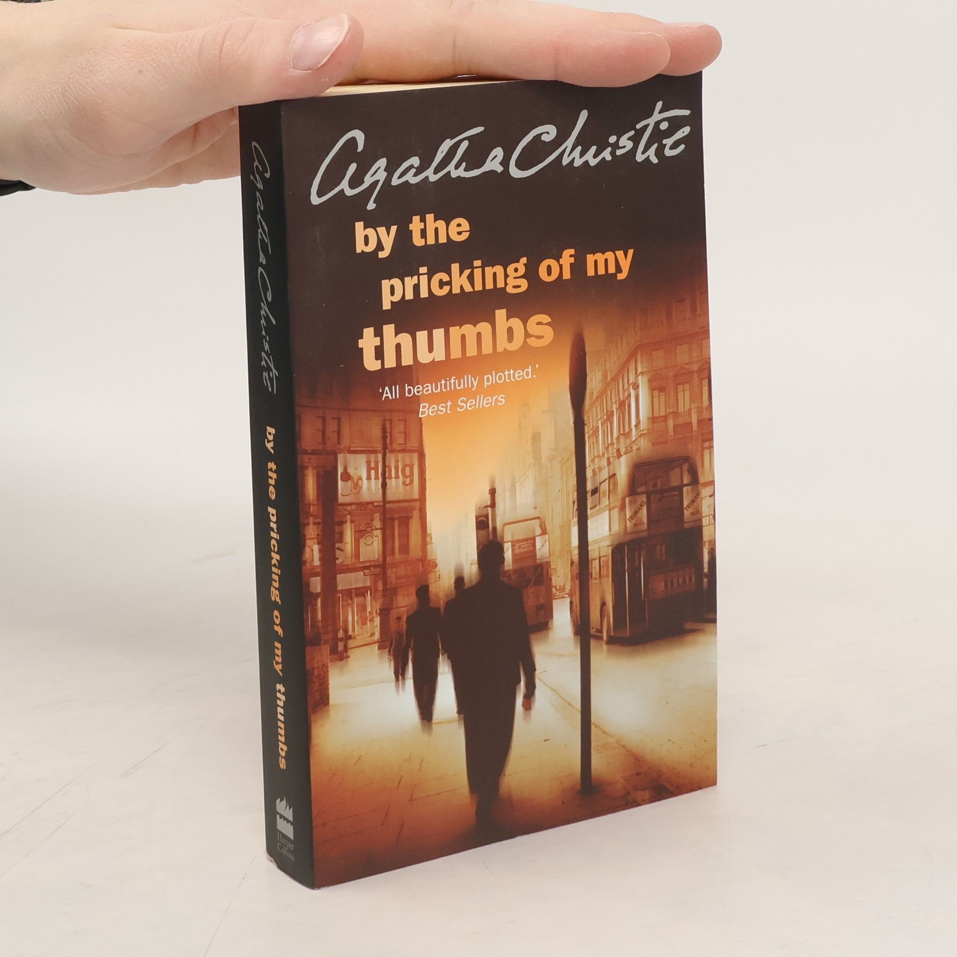 Agatha Christie By the pricking of my thumbs