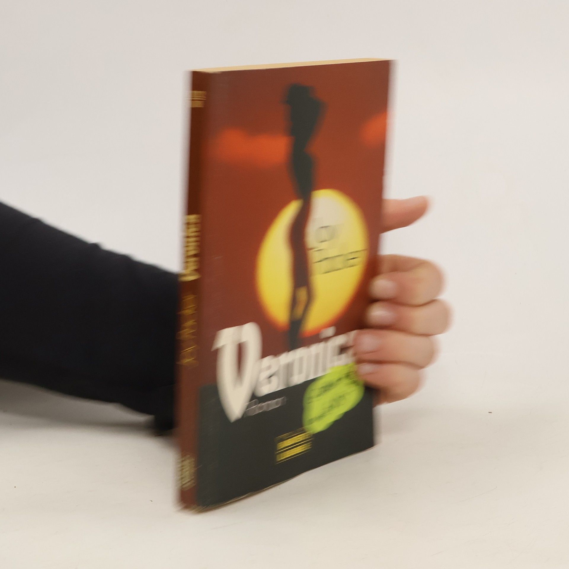 Joy Packer Veronica