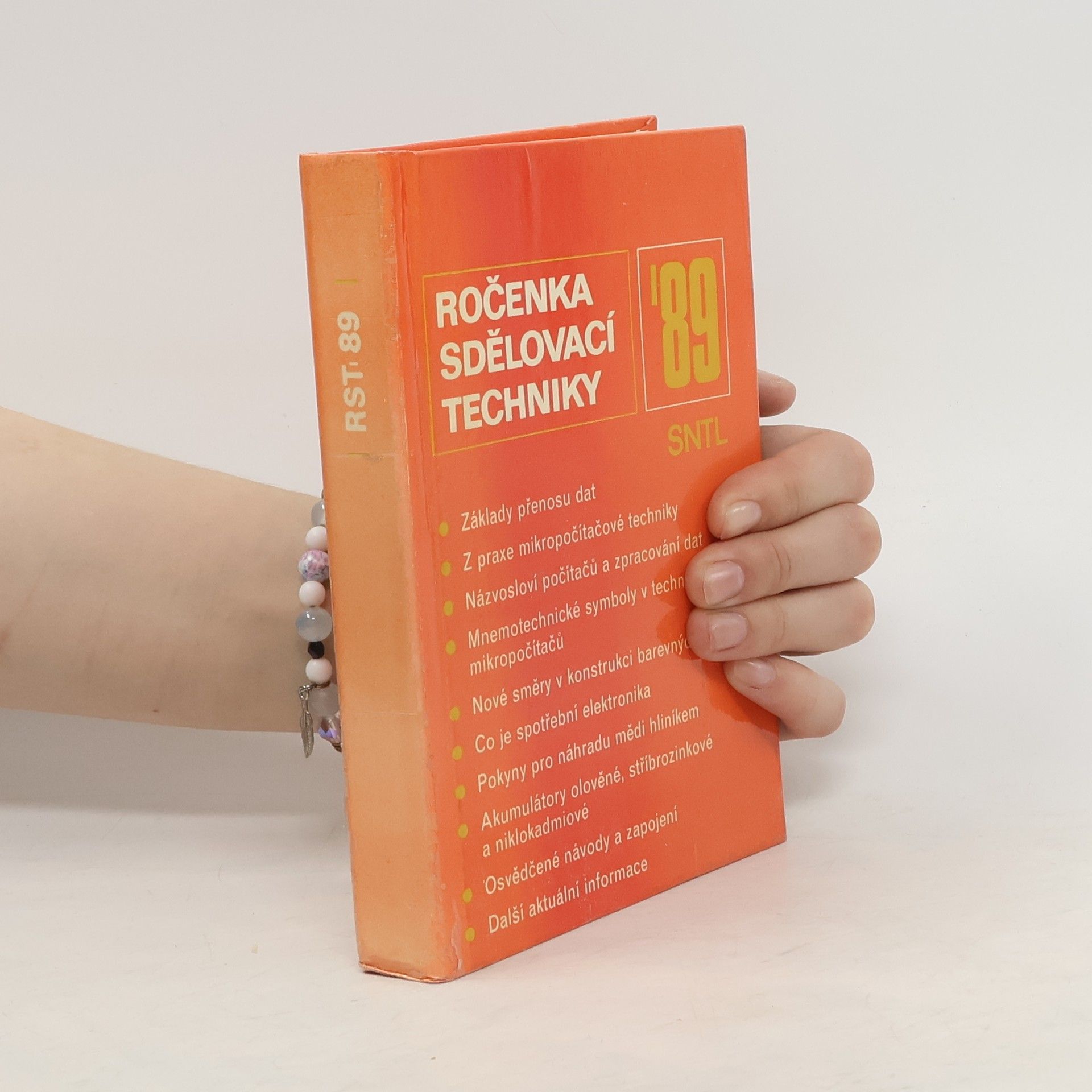 Collectif d'auteurs Ročenka sdělovací techniky 1989