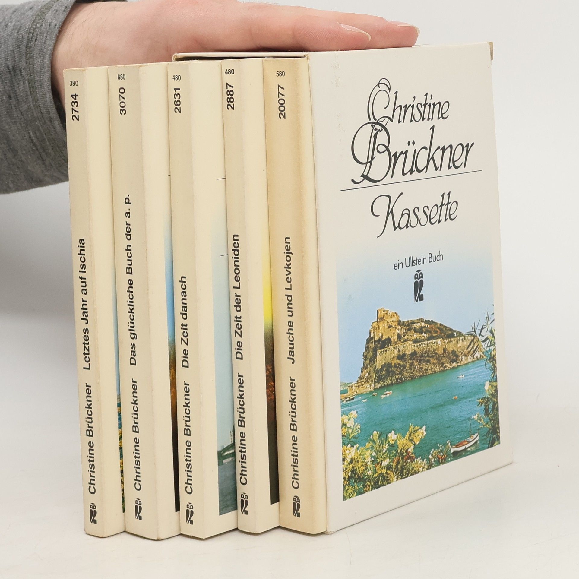 Christine Brückner Christine Brückner Kassette. Die Zeit danach. Letztes Jahr auf Ischia. Das glückliche Buch der a. p. Die Zeit der Leoniden. Jauche und Levkojen