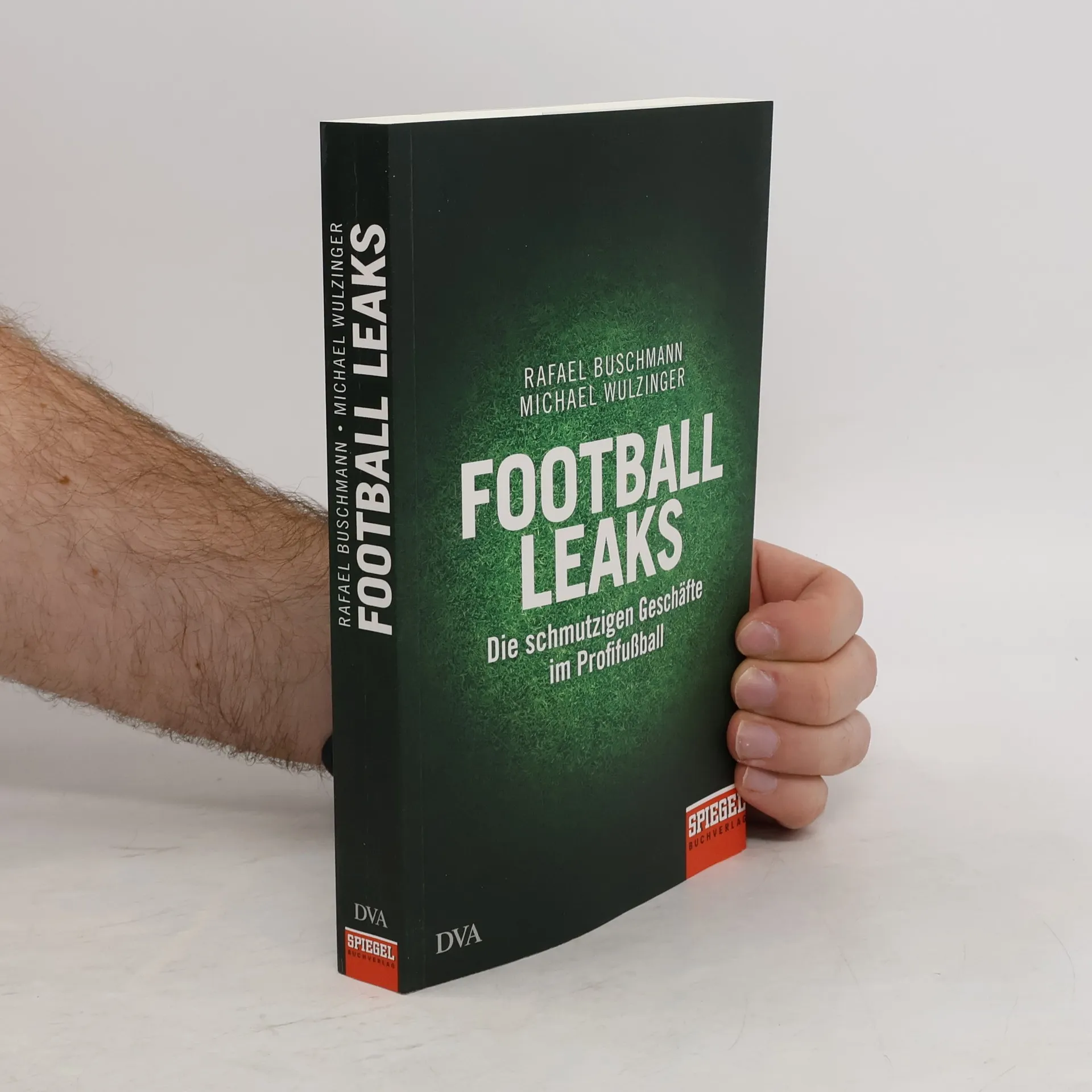Die schmutzigen Geschäfte im Profifußball | Book | Paperback | Rafael Buschmann | DE