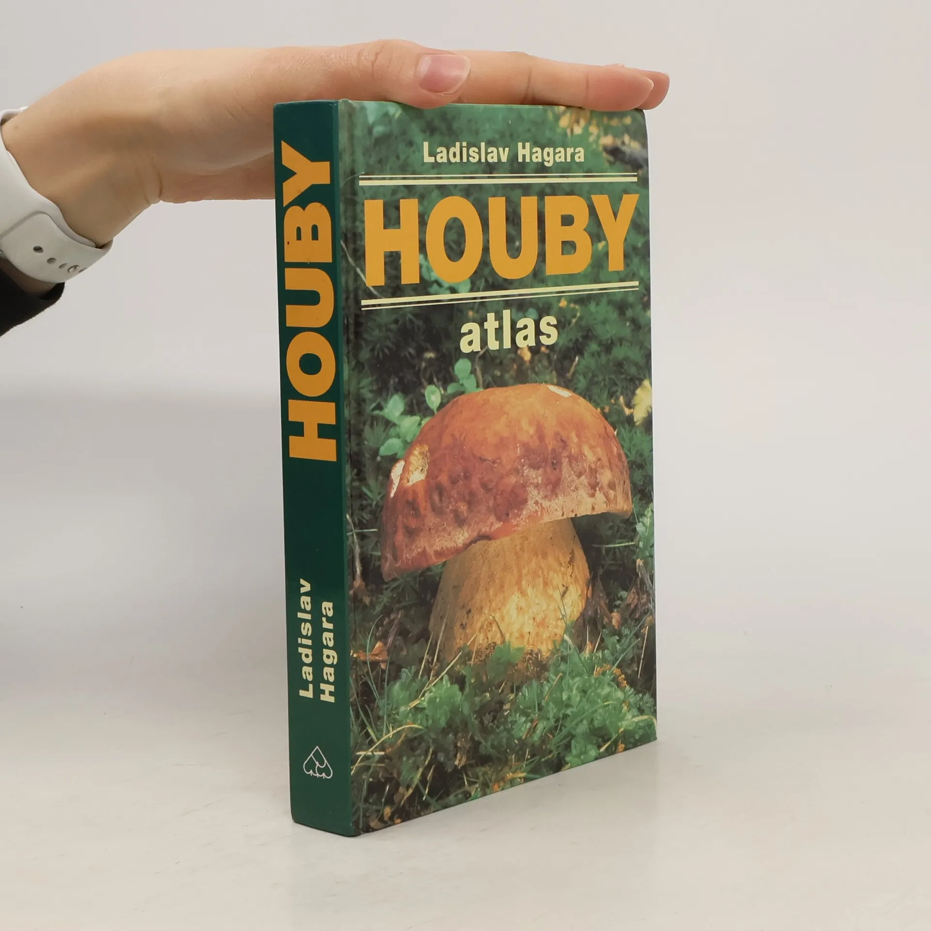 Houby - atlas | Kniha | Ladislav Hagara | CS