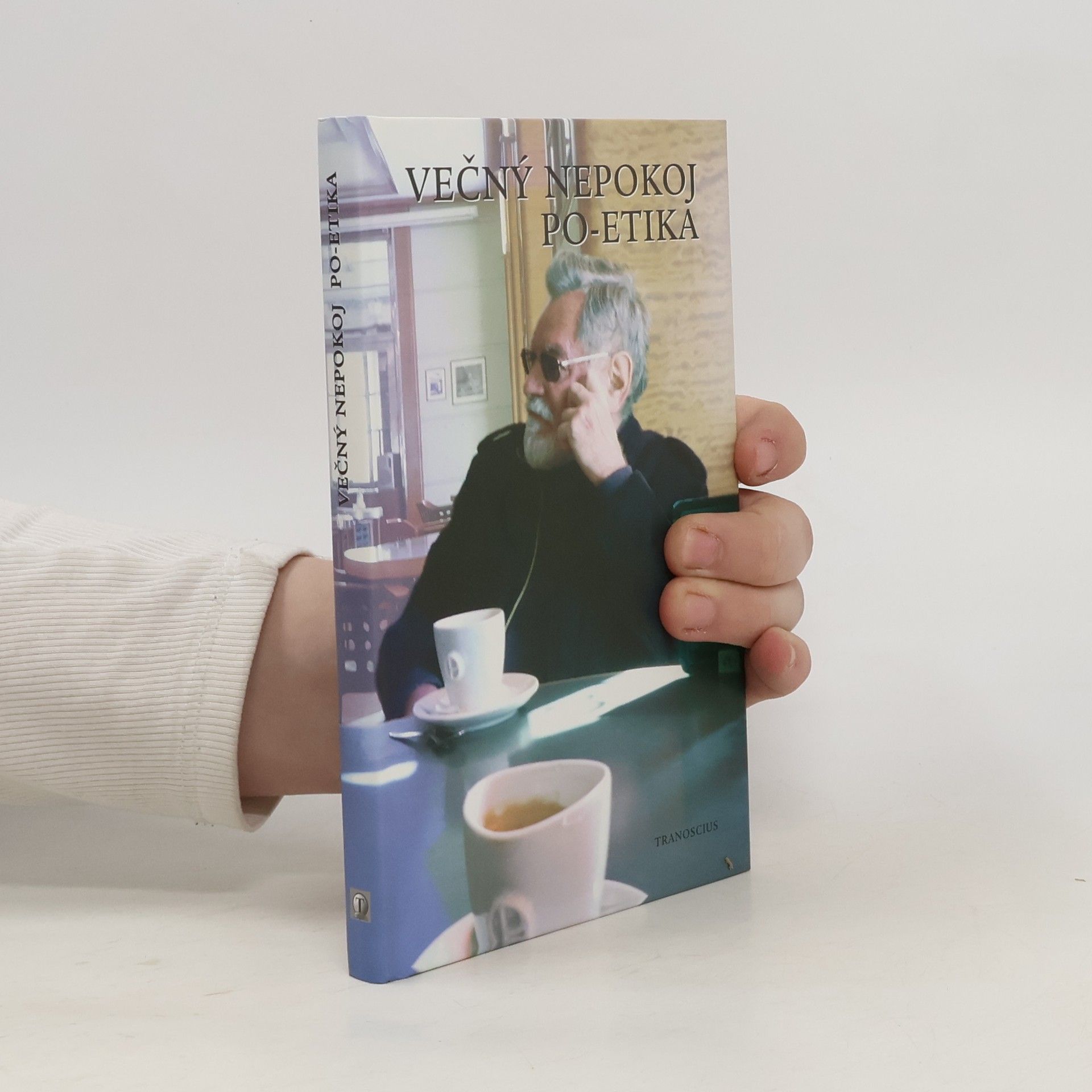 Autorenkollektiv Večný nepokoj po-etika