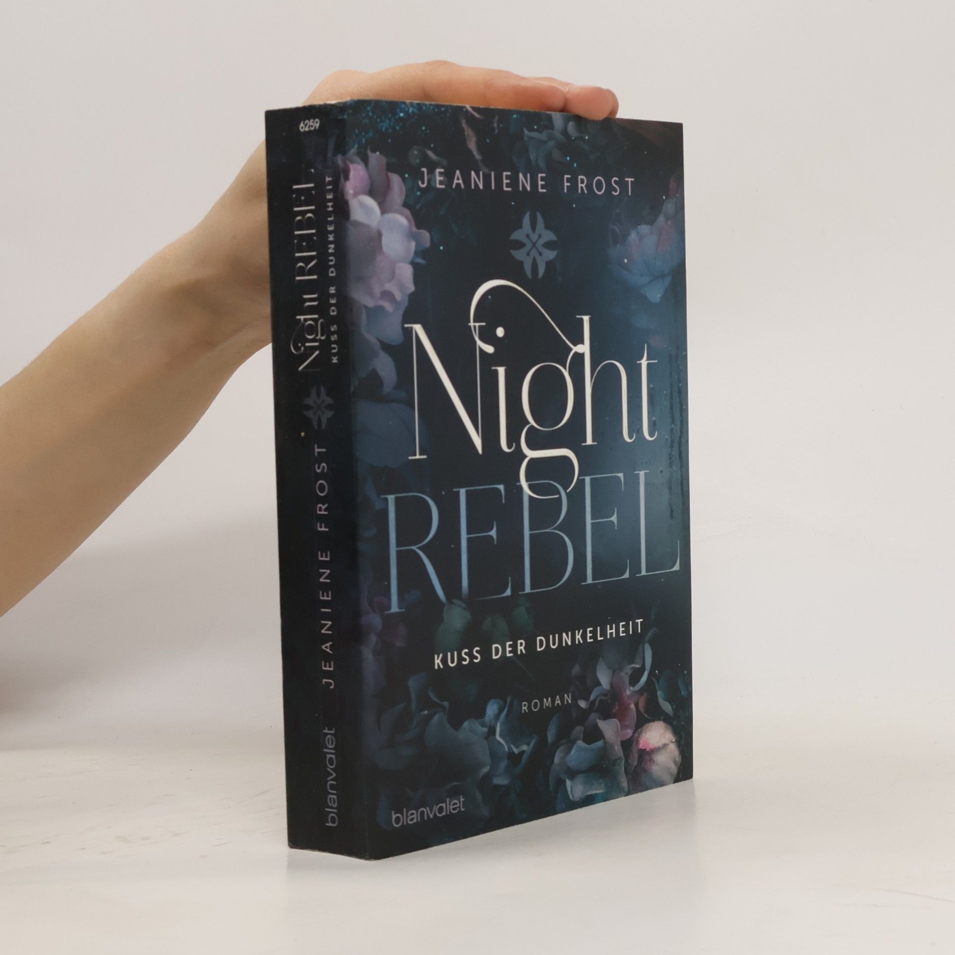 Jeaniene Frost Night Rebel: Kuss der Dunkelheit