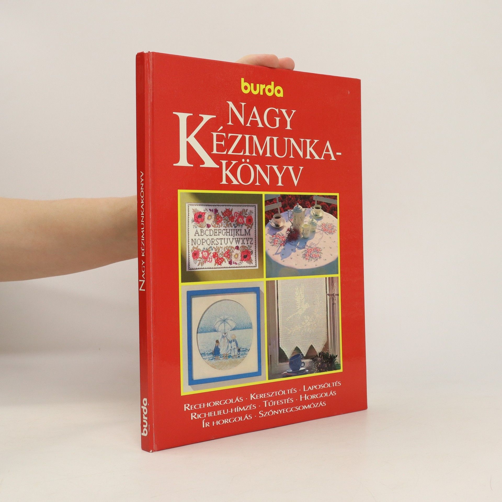 Helga Berg Nagy kézimunkakönyv