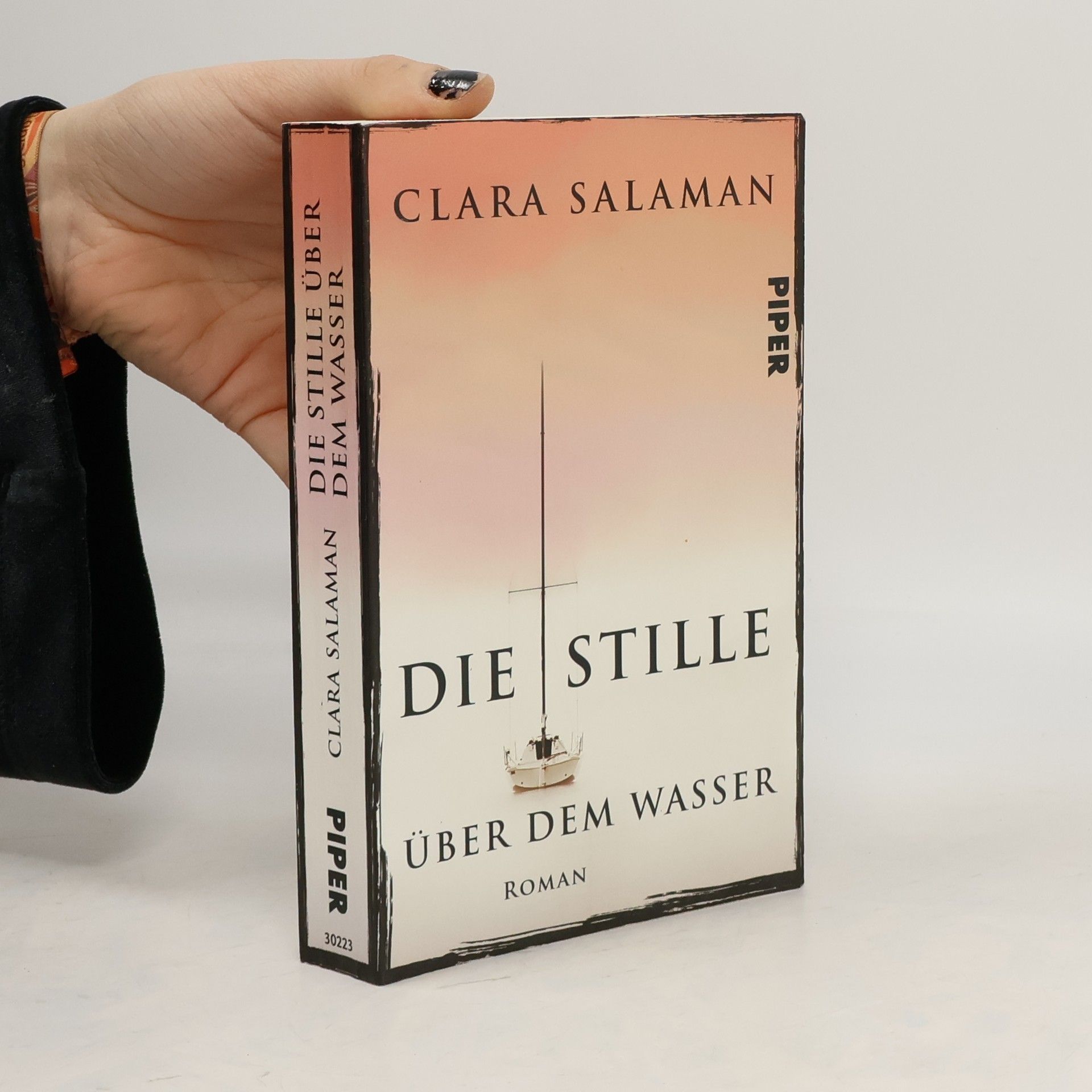 Clara Salaman Die Stille über dem Wasser