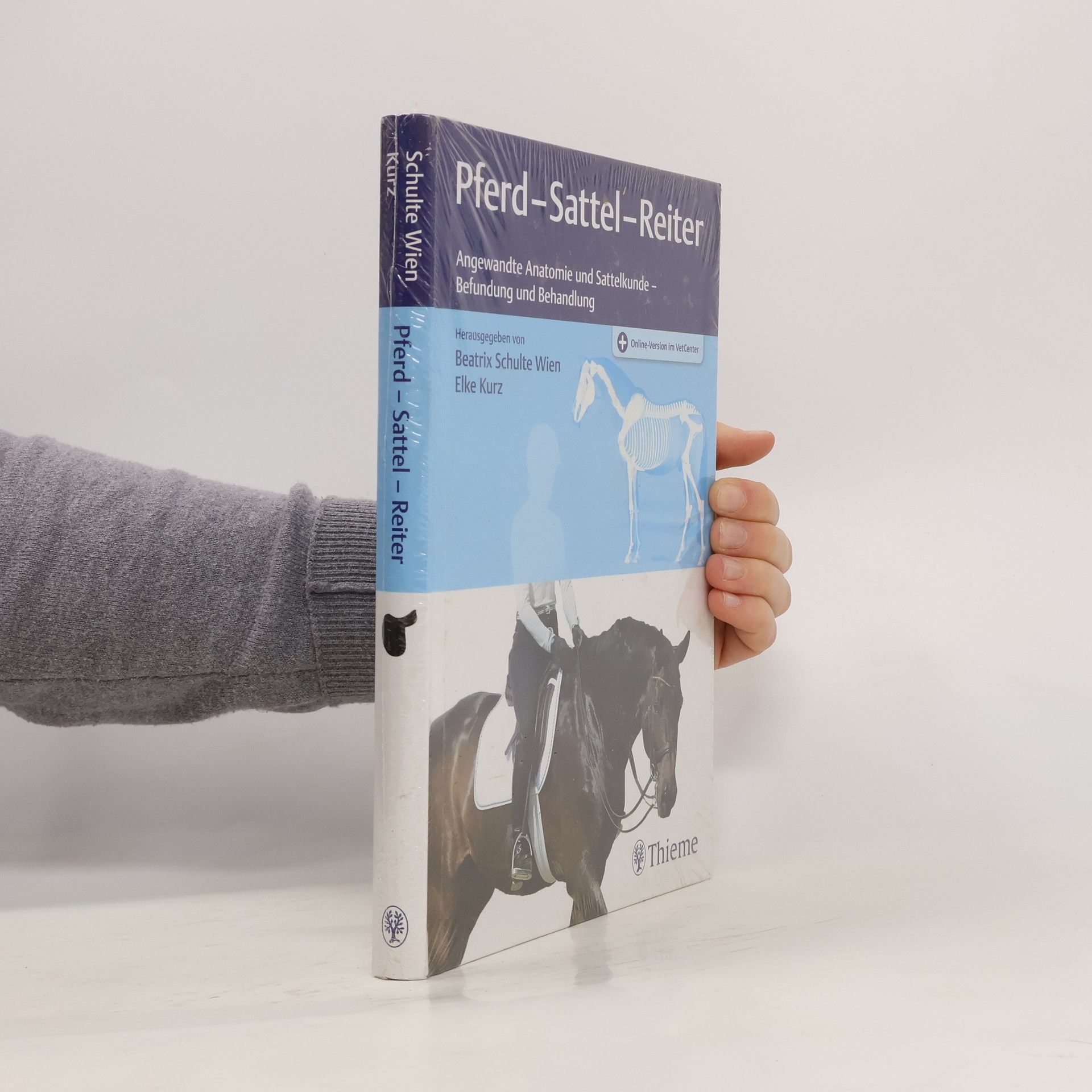 Elke Kurz Pferd - Sattel - Reiter