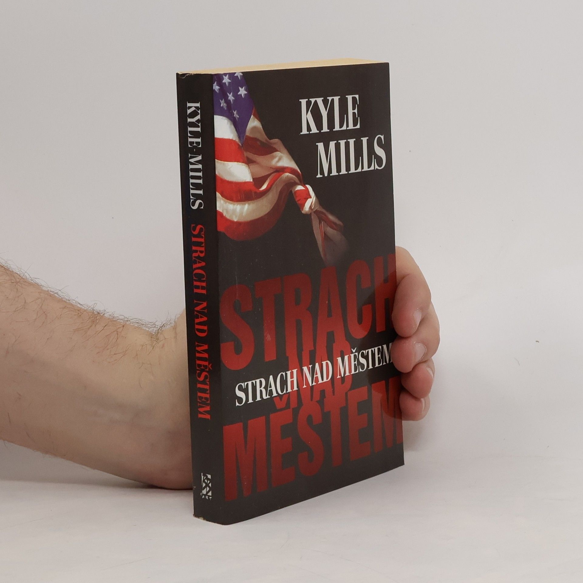 Kyle Mills Strach nad městem