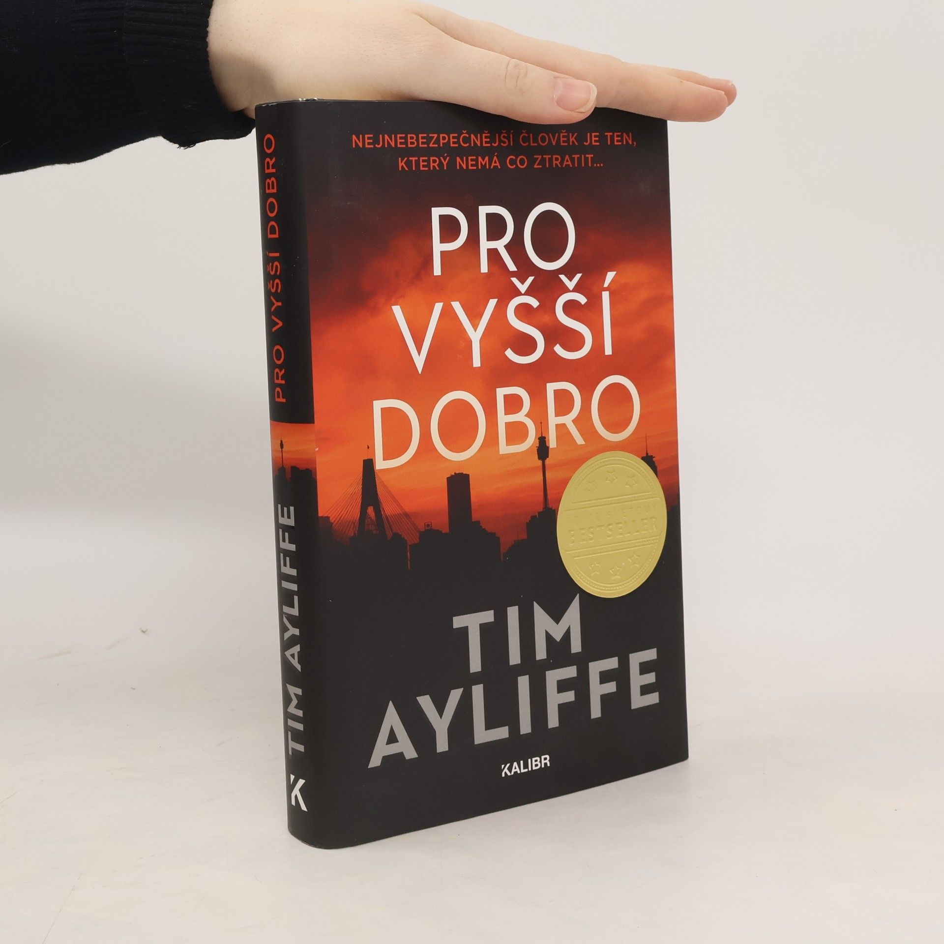 Tim Ayliffe Pro vyšší dobro
