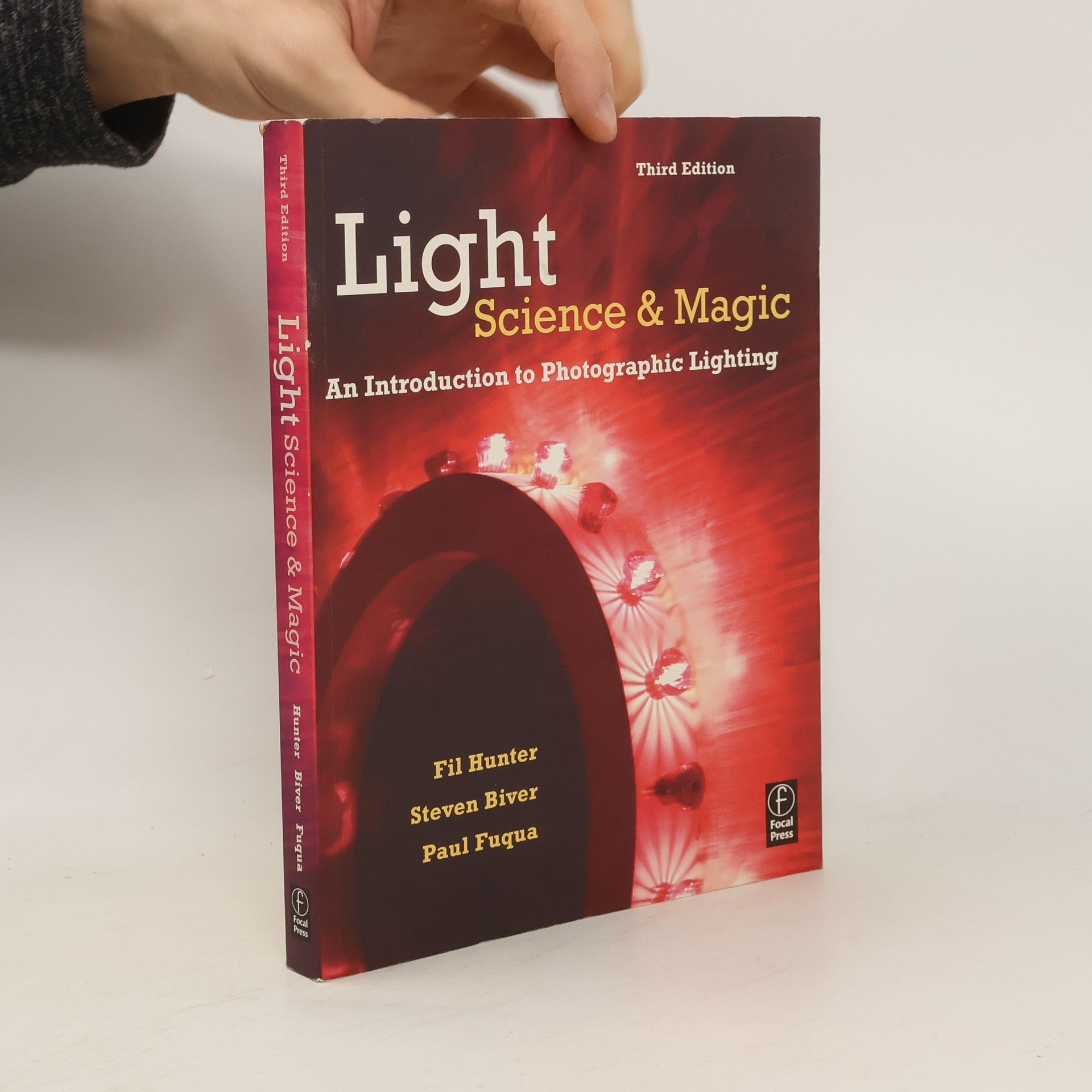 Fil Hunter Light Science & Magic