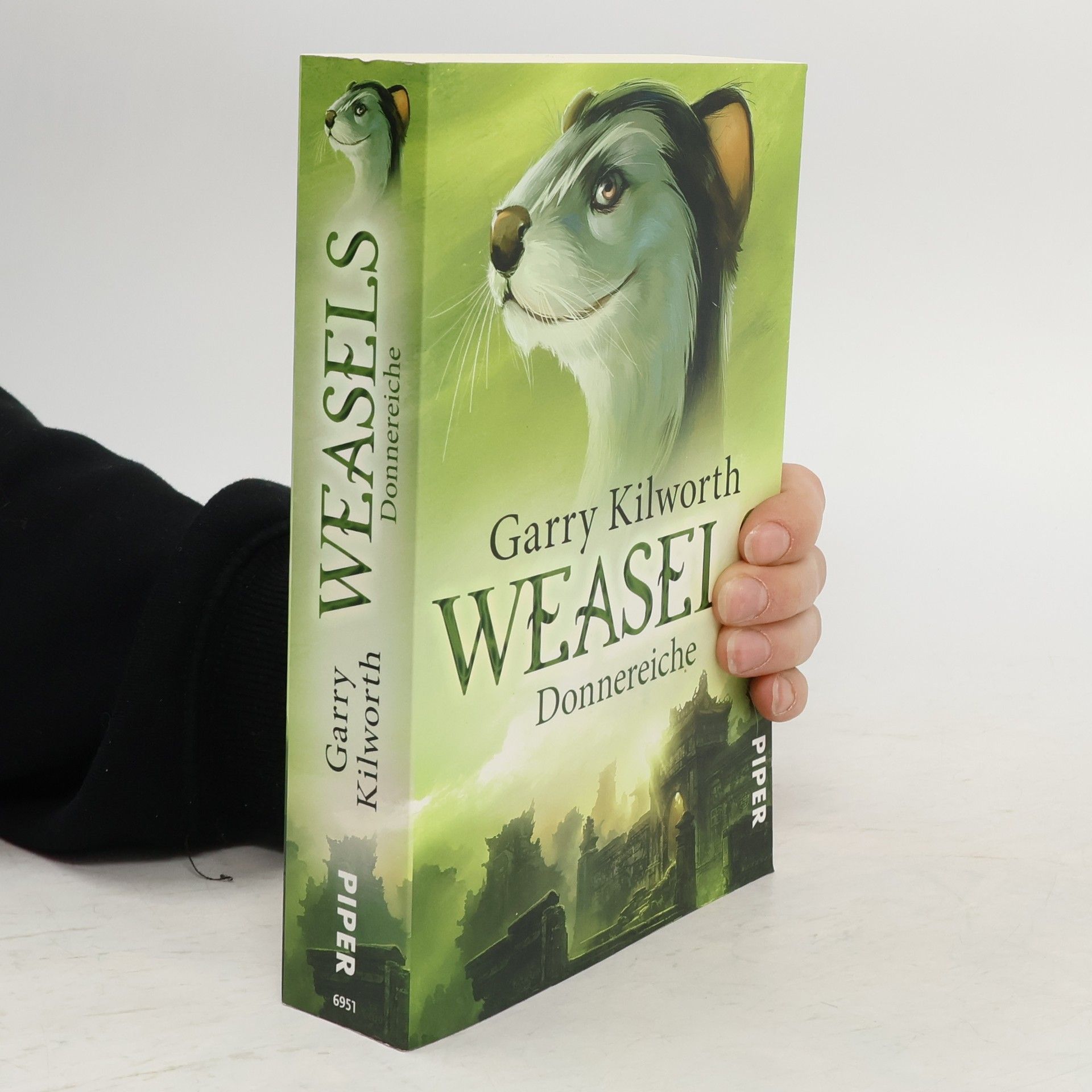 Garry Kilworth Weasels - Donnereiche