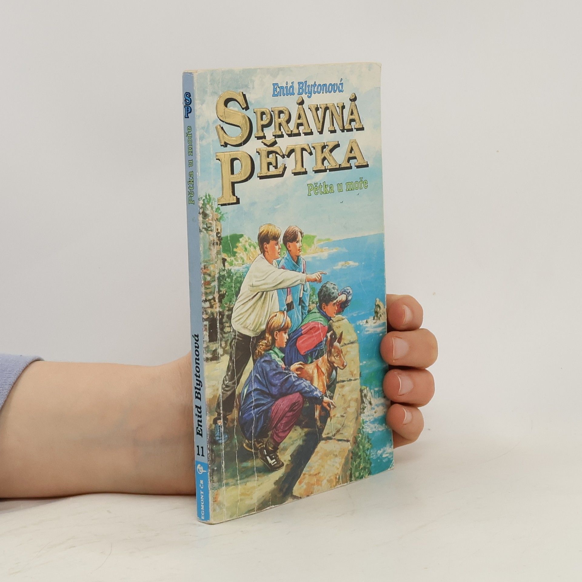 Enid Blyton Správná pětka. Pětka u moře