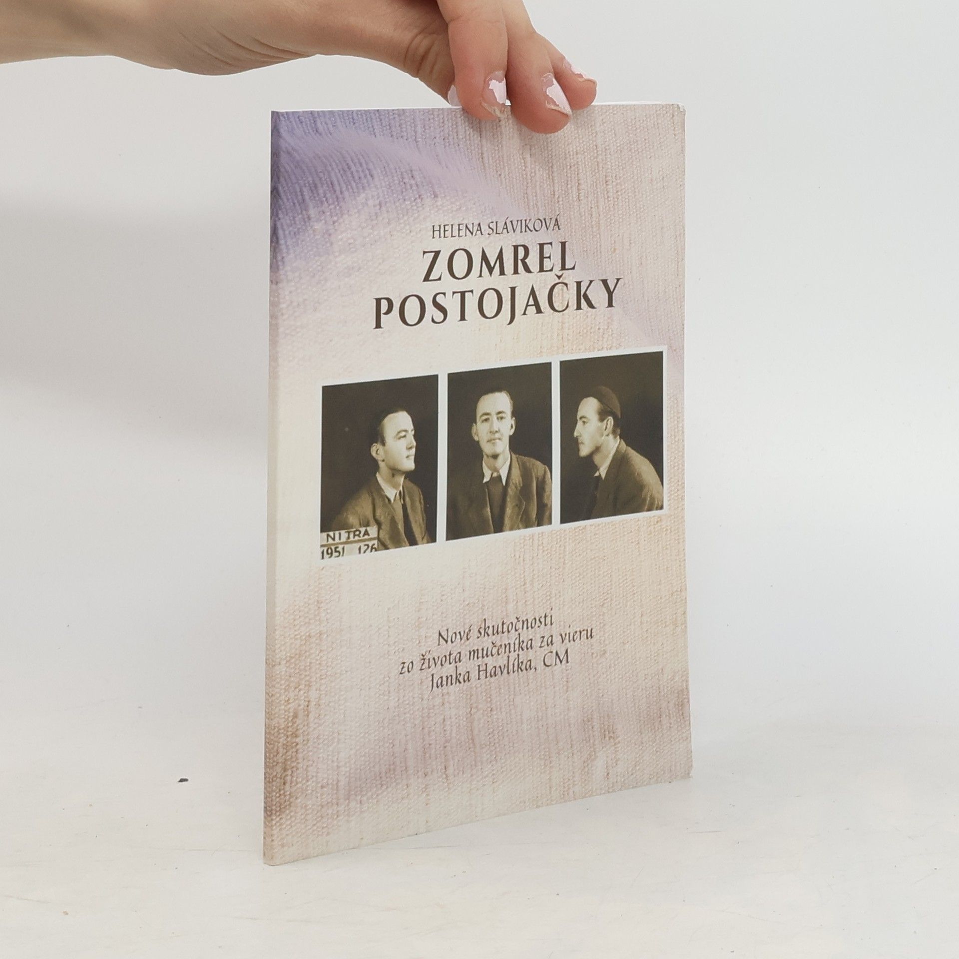 Helena Slavíková Zomrel postojačky
