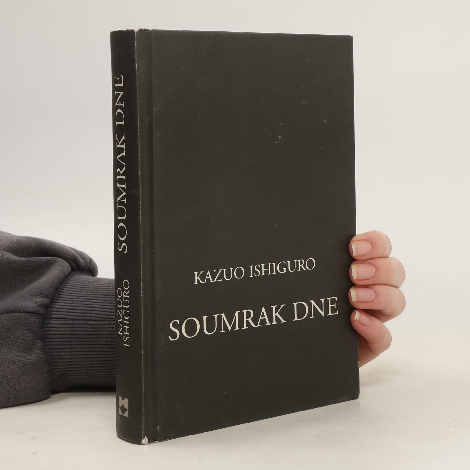 Kazuo Ishiguro Soumrak dne